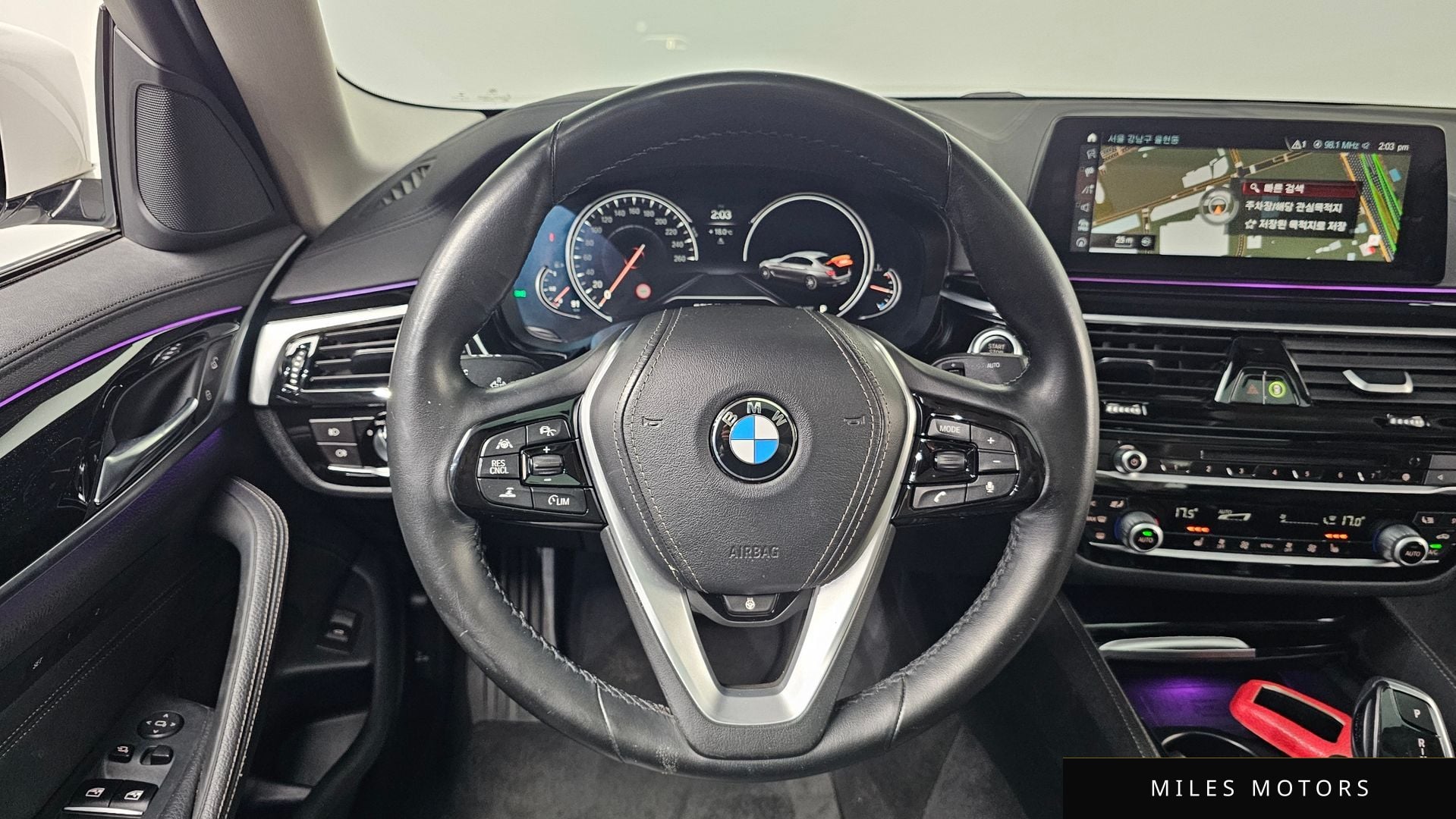 BMW 5 Series (G30) 2018 — миниатюра 19