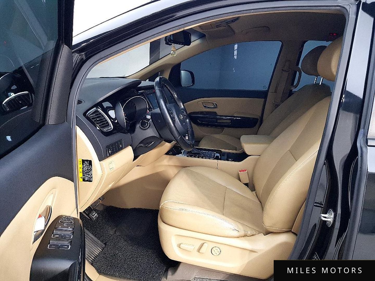 Kia Canival 2015 — миниатюра 8