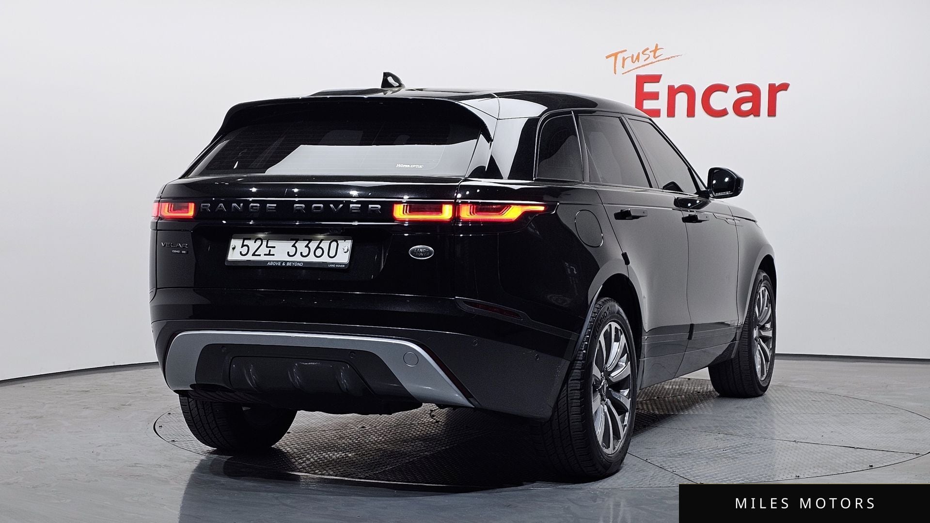 Land Rover Range Rover Velar 2018 — миниатюра 2