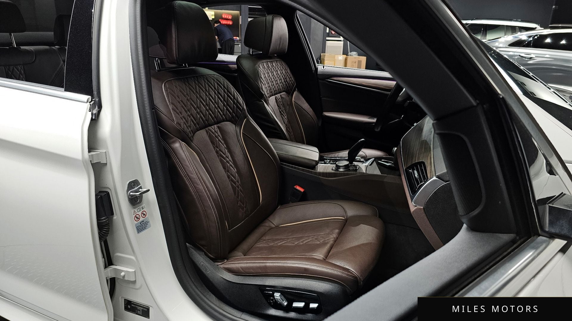 BMW 5 Series (G30) 2021 — миниатюра 12