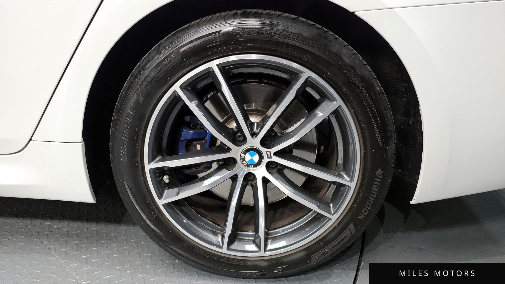 BMW 5 Series (G30) 2021 — миниатюра 6