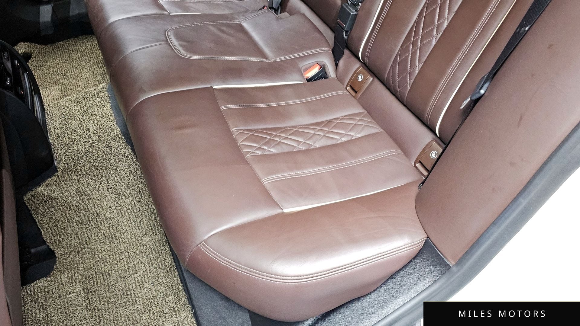 BMW 5 Series (G30) 2021 — миниатюра 32