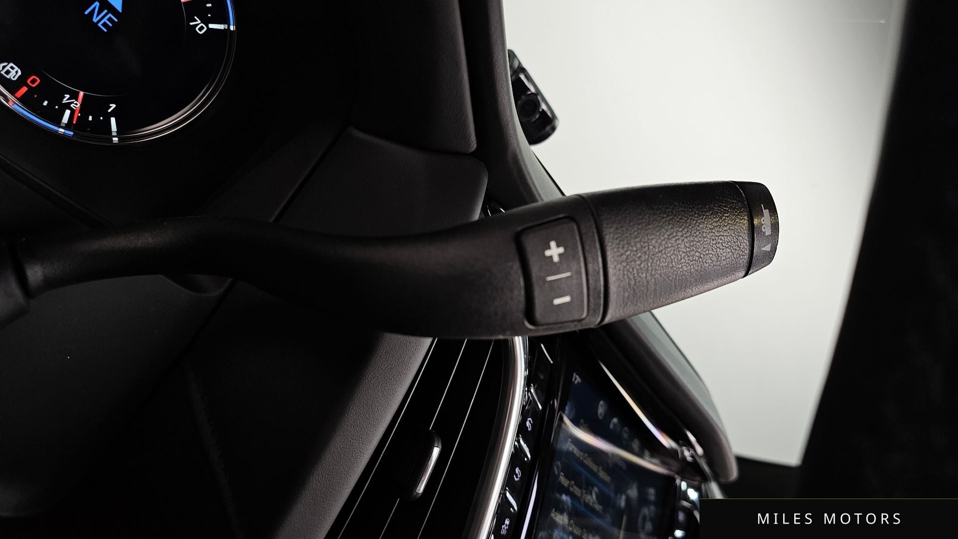 Cadillac 에스컬레이드 2020 — миниатюра 12