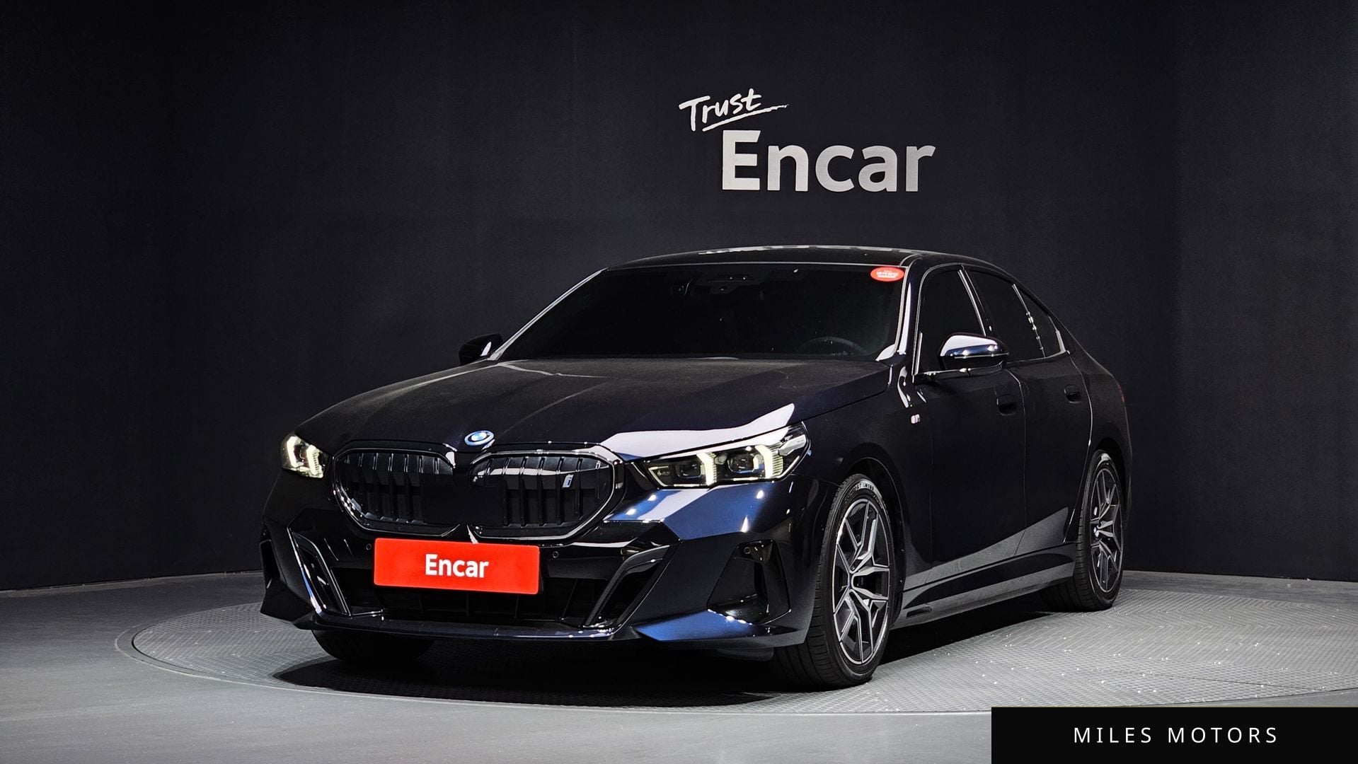 BMW i5 (G60) 2024 — фото 1 из 12
