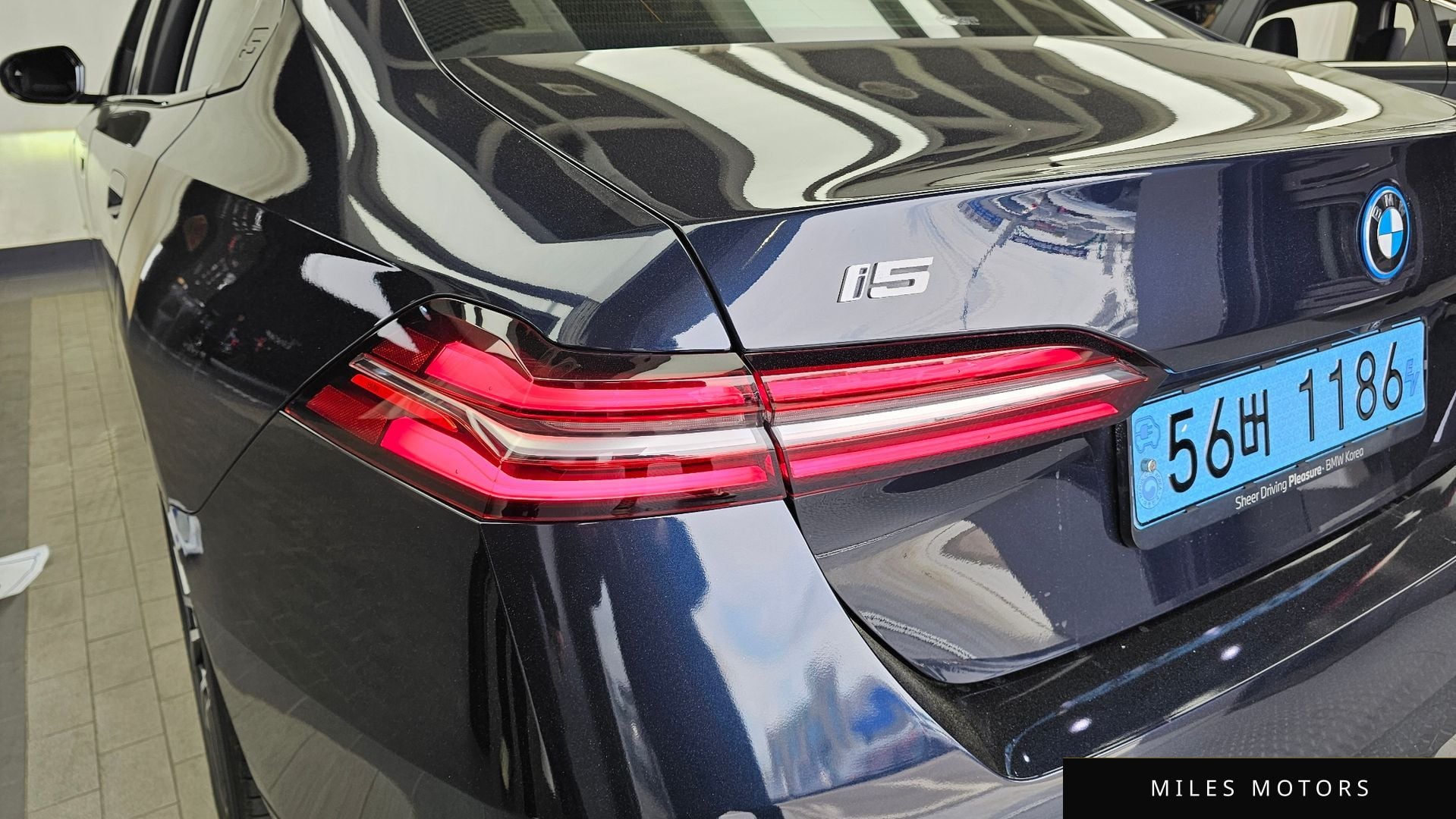 BMW i5 (G60) 2024 — миниатюра 9