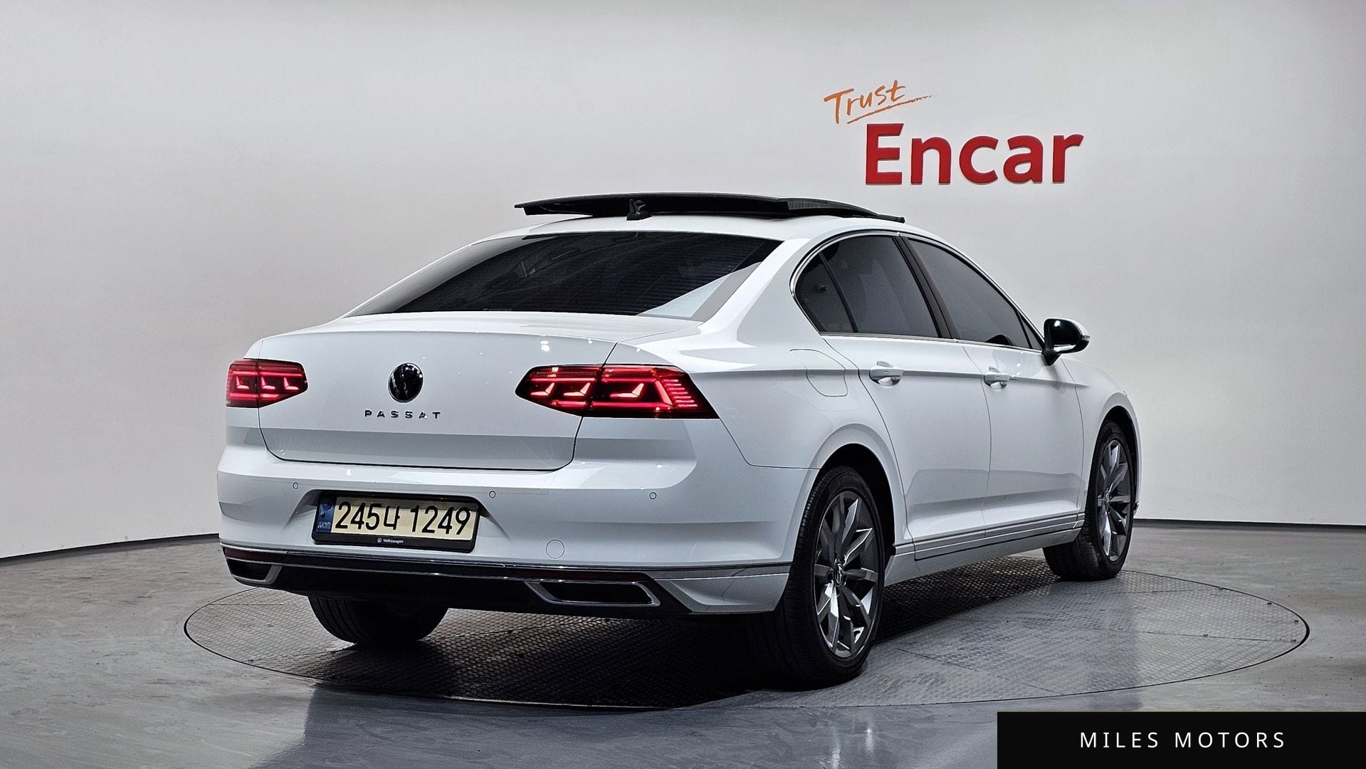 Volkswagen Passat 2022 — миниатюра 2
