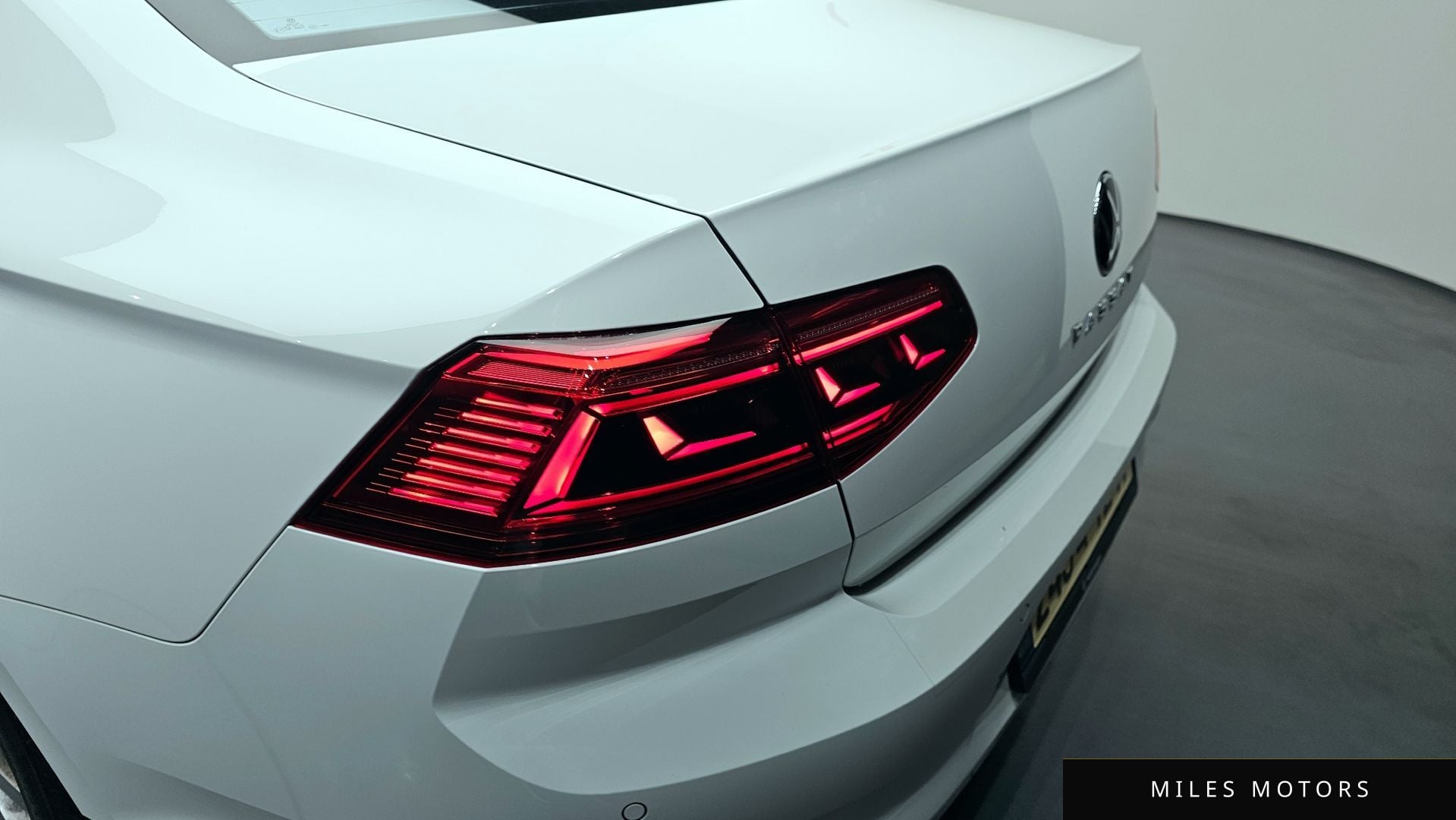 Volkswagen Passat 2022 — миниатюра 9