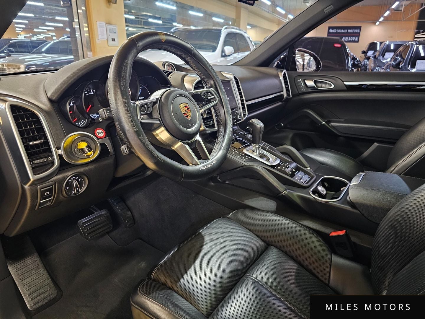 Porsche Cayenne 2017 — миниатюра 7