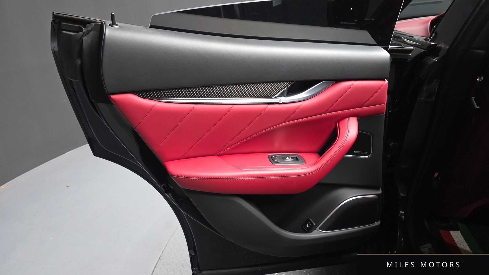 Maserati 르반떼 2022 — миниатюра 15