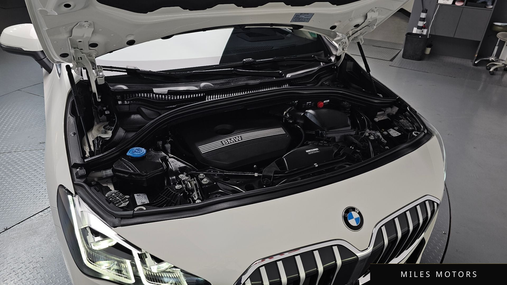 BMW 2-Series 2023 — миниатюра 5