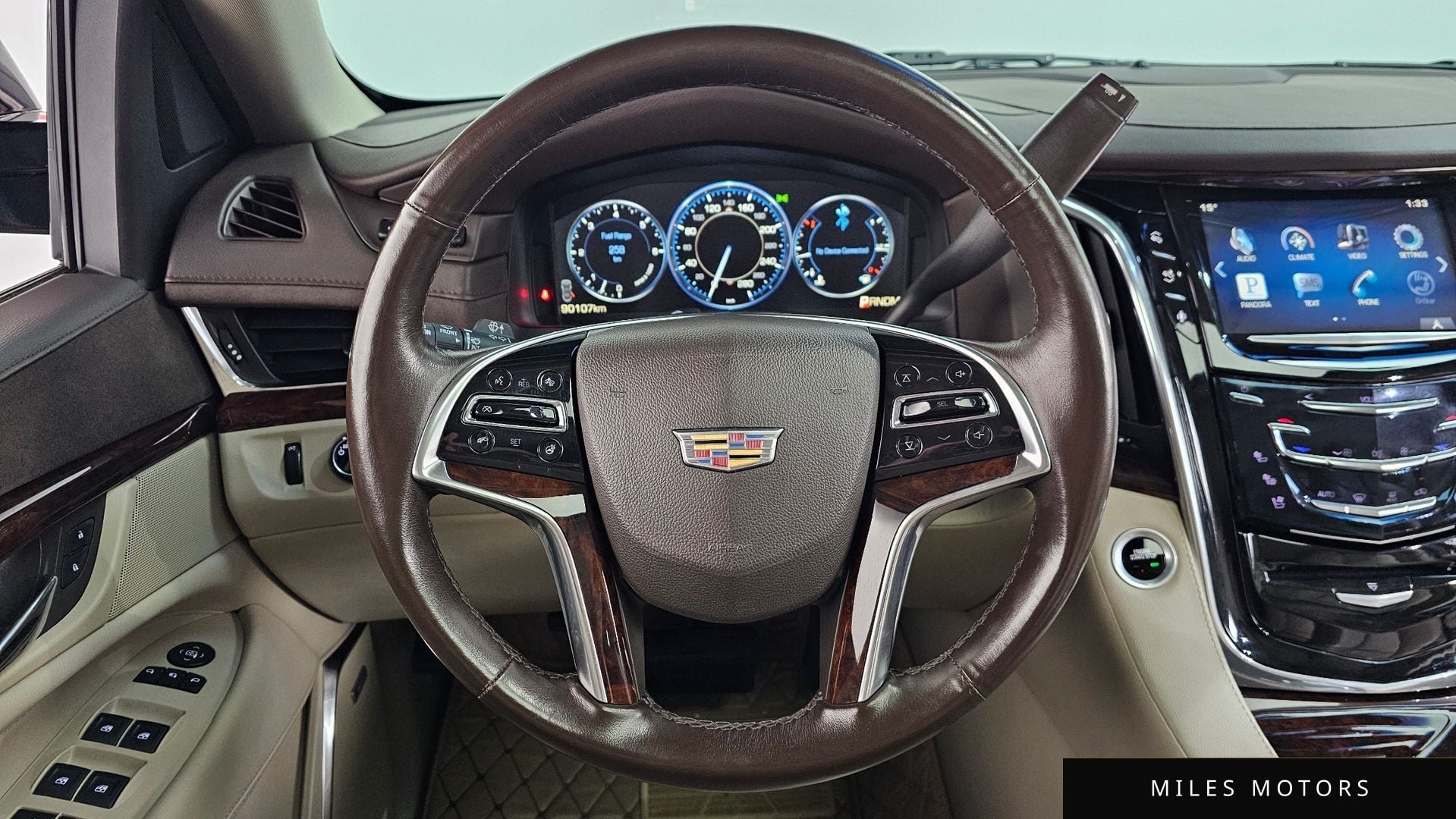 Cadillac 에스컬레이드 2015 — миниатюра 14