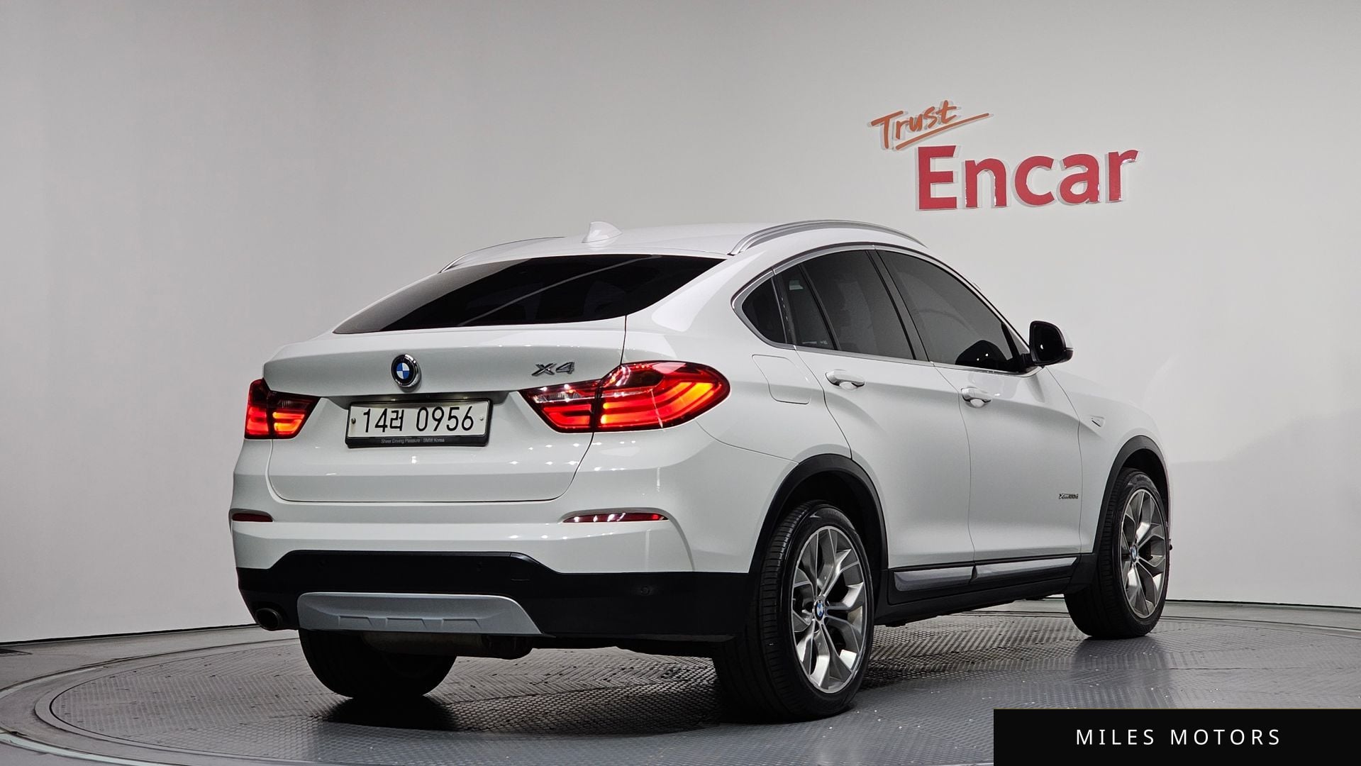 BMW X4 (F26) 2016 — миниатюра 2