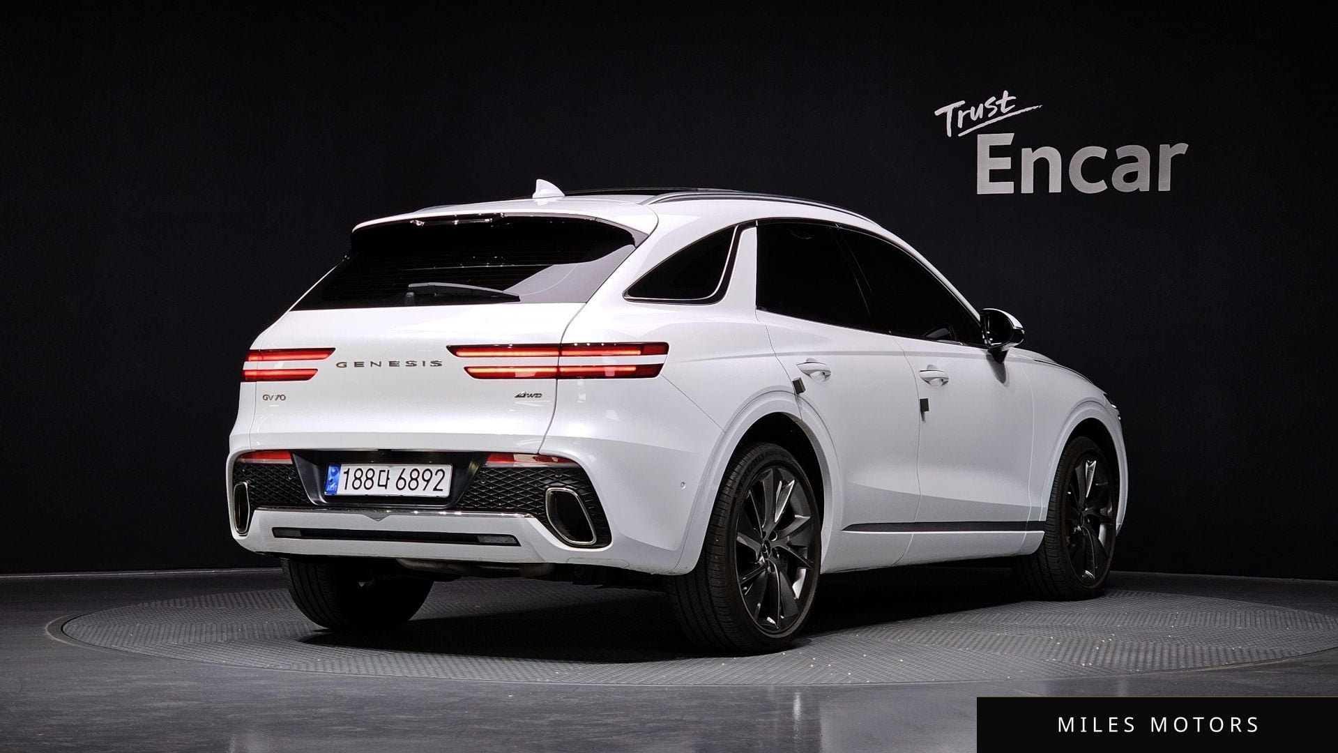 Genesis GV70 2024 — миниатюра 2