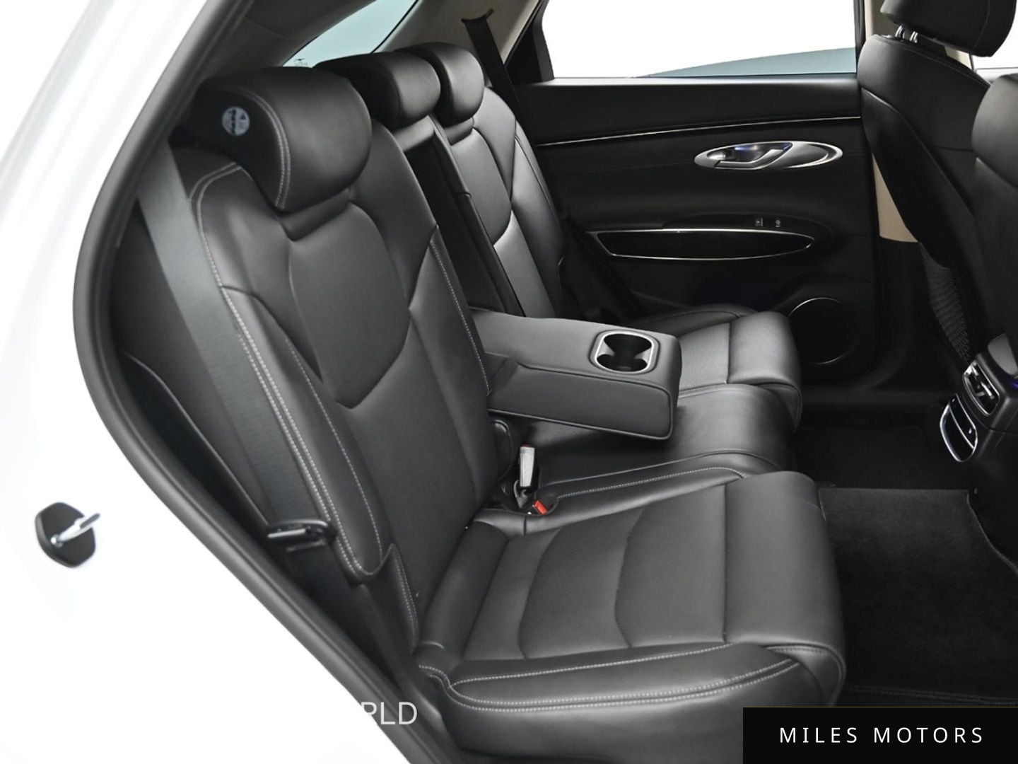 Genesis GV70 2022 — миниатюра 12