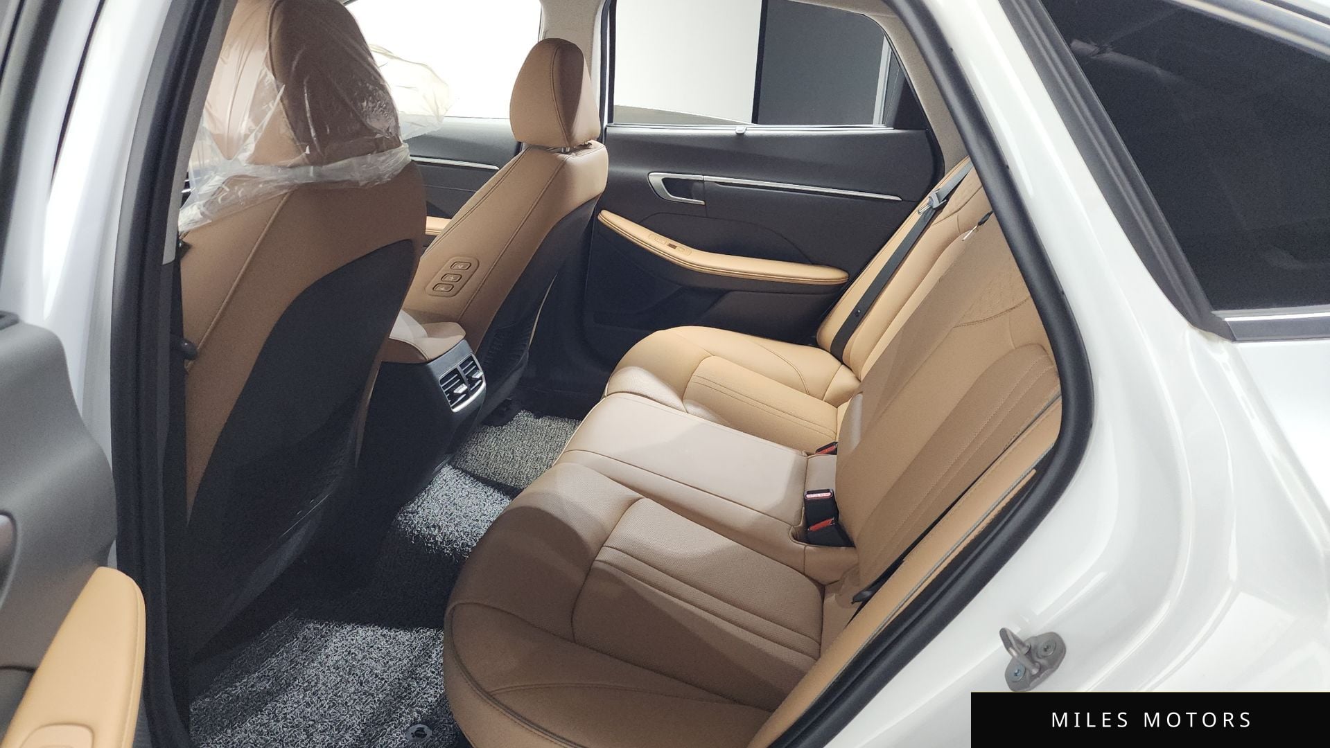 Hyundai 쏘나타 디 엣지 하이브리드(DN8) 2024 — миниатюра 17