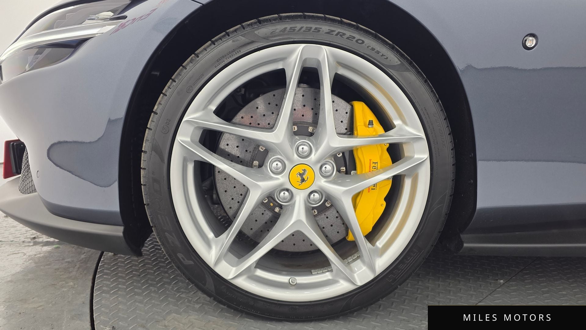 Ferrari 로마 2025 — миниатюра 5