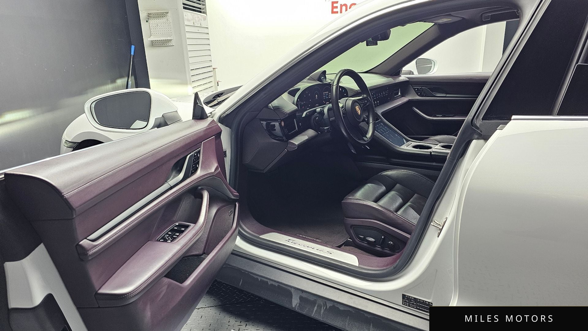 Porsche 타이칸 2021 — миниатюра 13