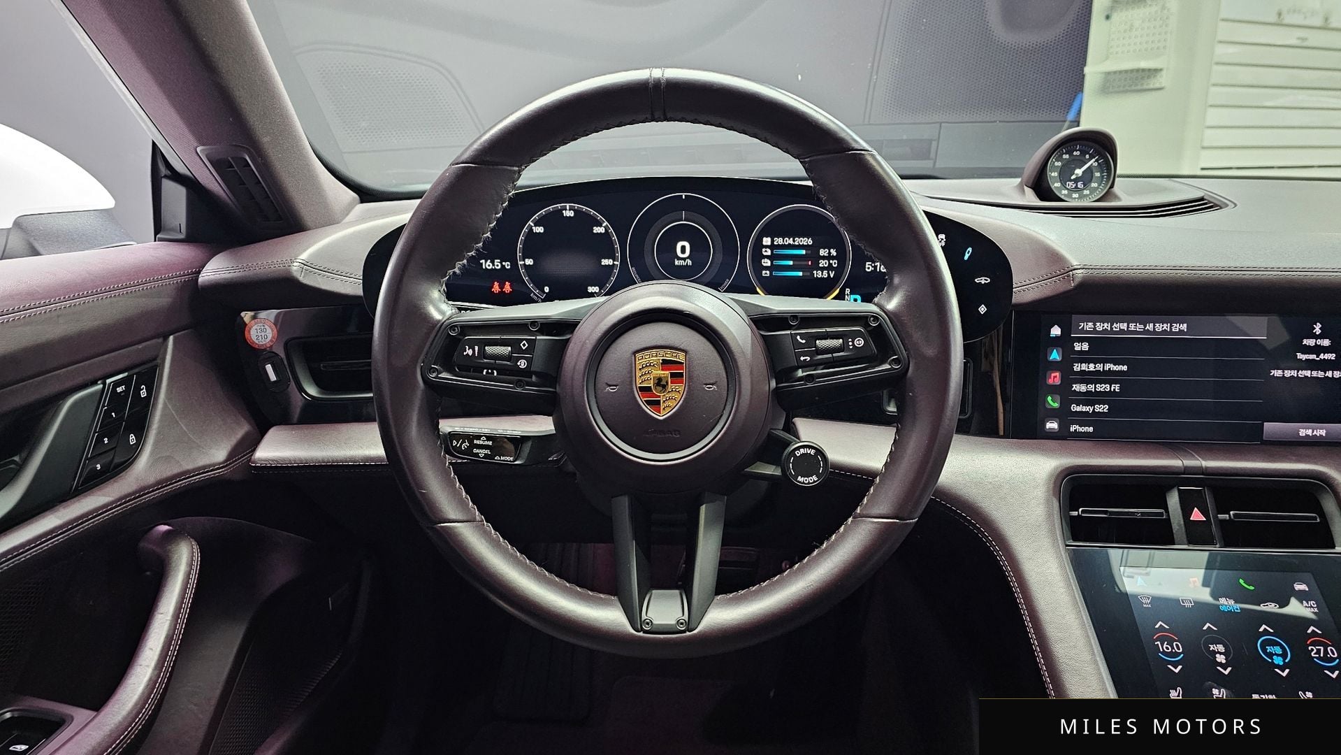Porsche 타이칸 2021 — миниатюра 19