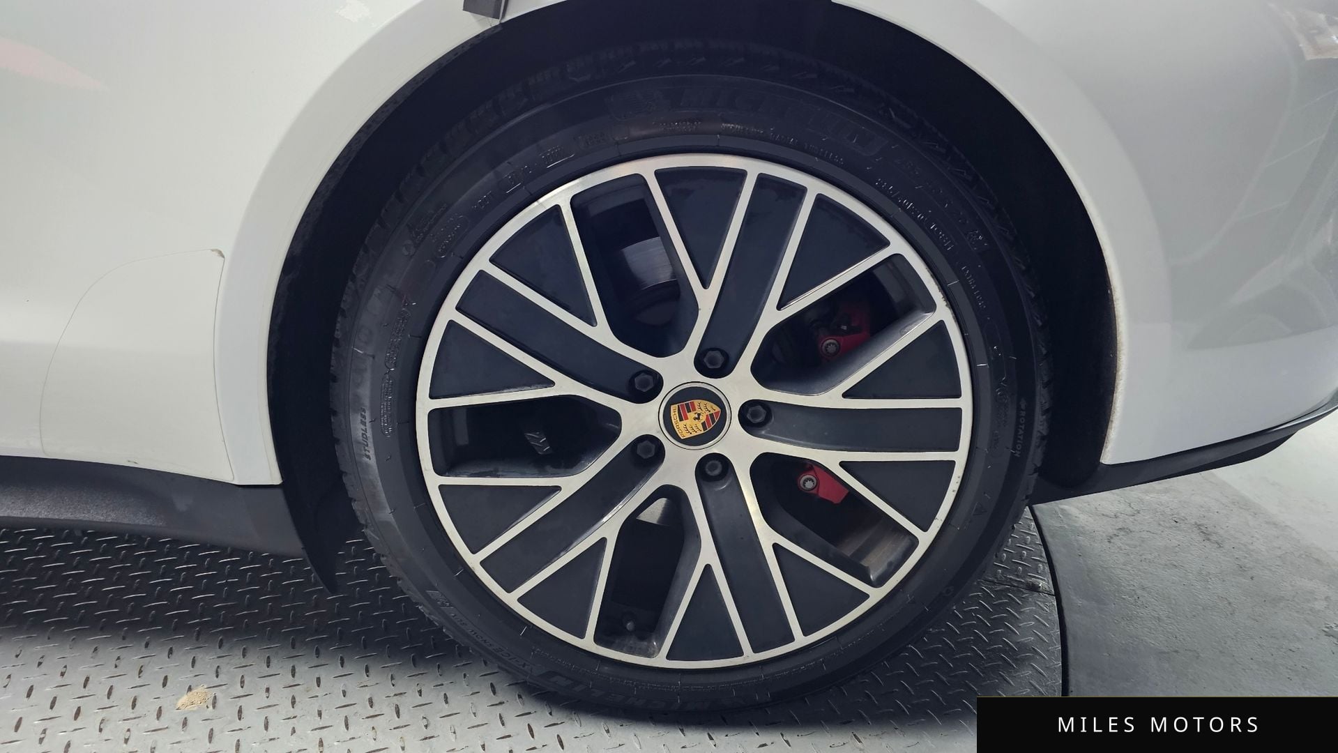 Porsche 타이칸 2021 — миниатюра 7