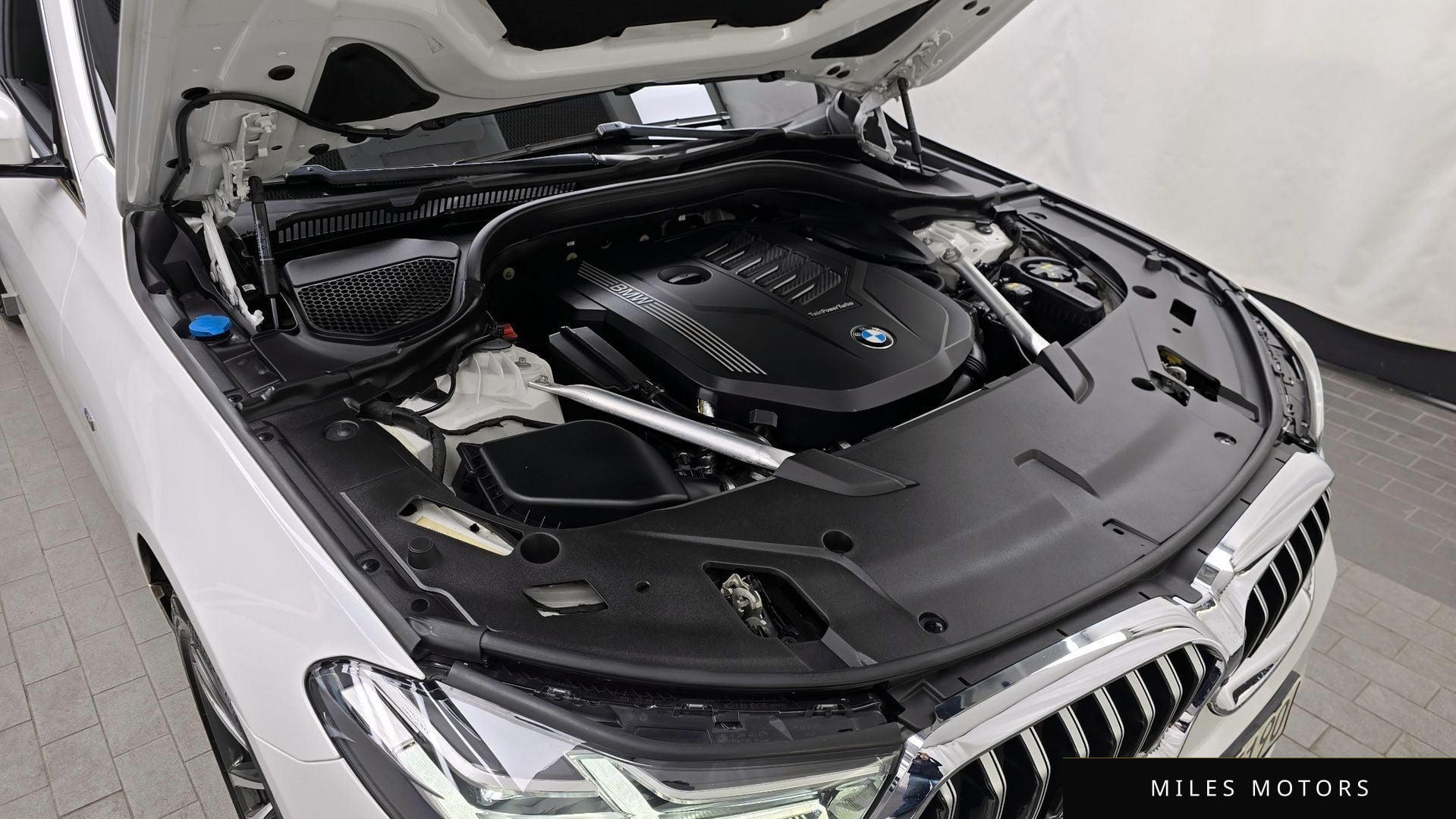 BMW 6 Series GT (G32) 2021 — миниатюра 6