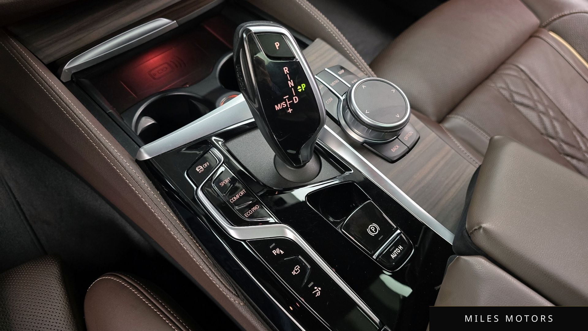 BMW 6 Series GT (G32) 2021 — миниатюра 12