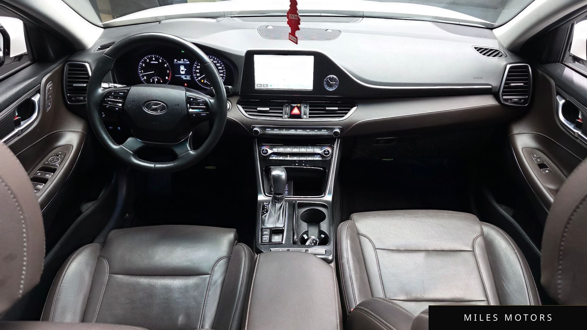 Hyundai Grandeur 2017 — миниатюра 10