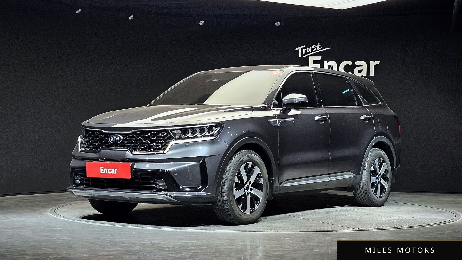 Kia Sorento 2021 — фото 1 из 12
