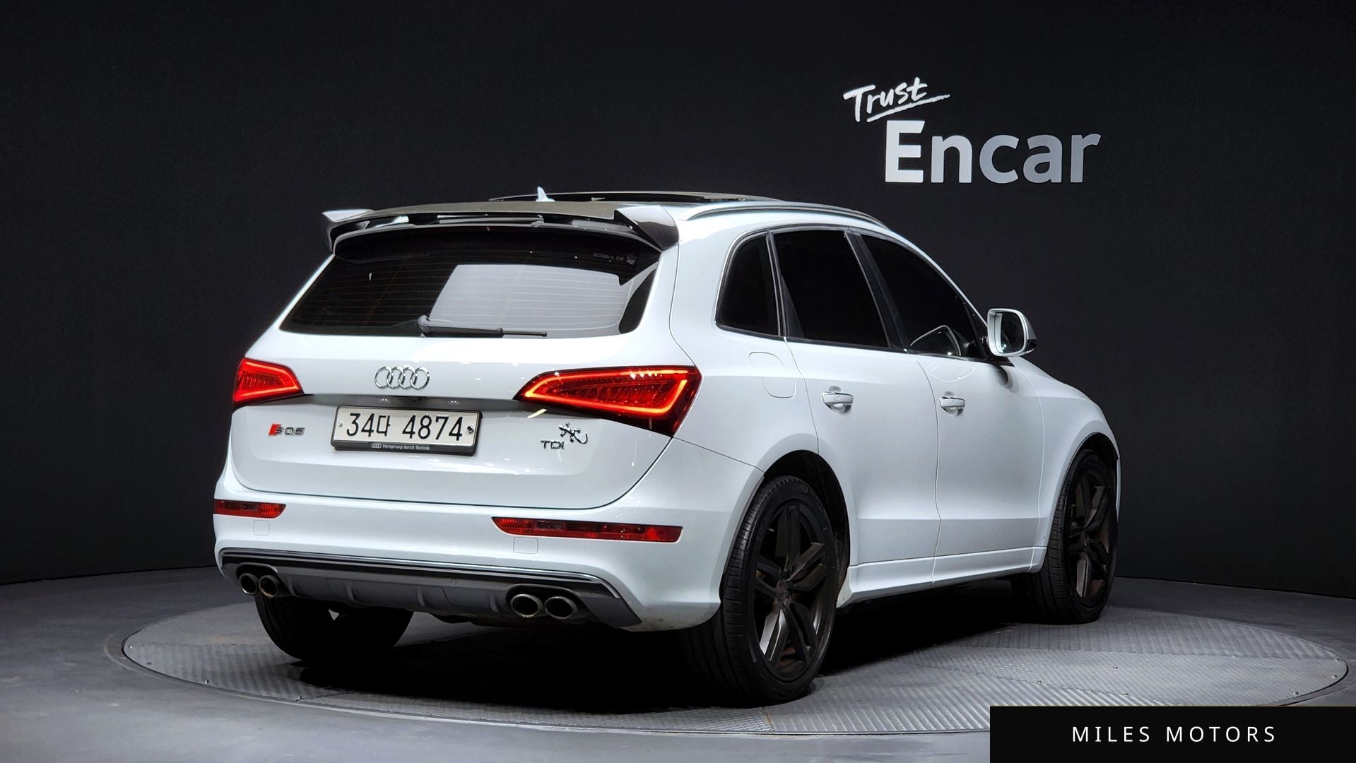 Audi SQ5 2016 — миниатюра 2