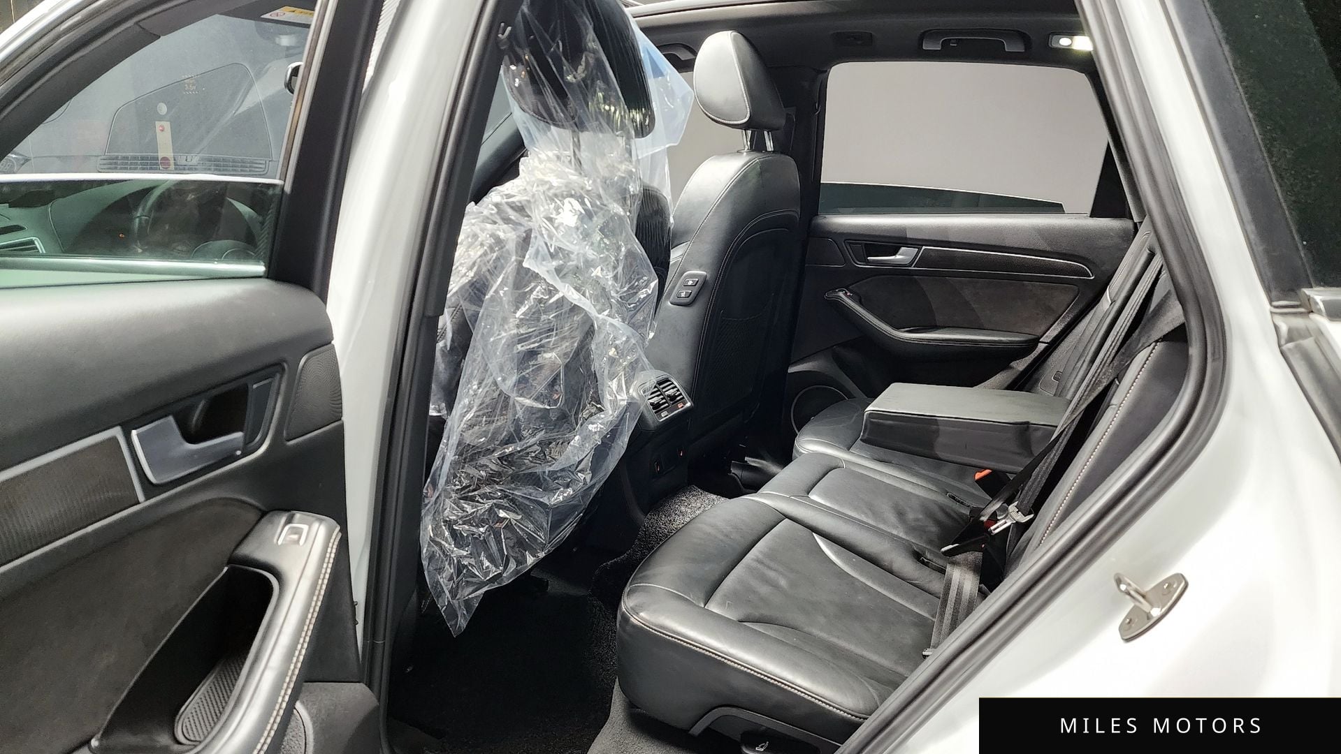 Audi SQ5 2016 — миниатюра 12