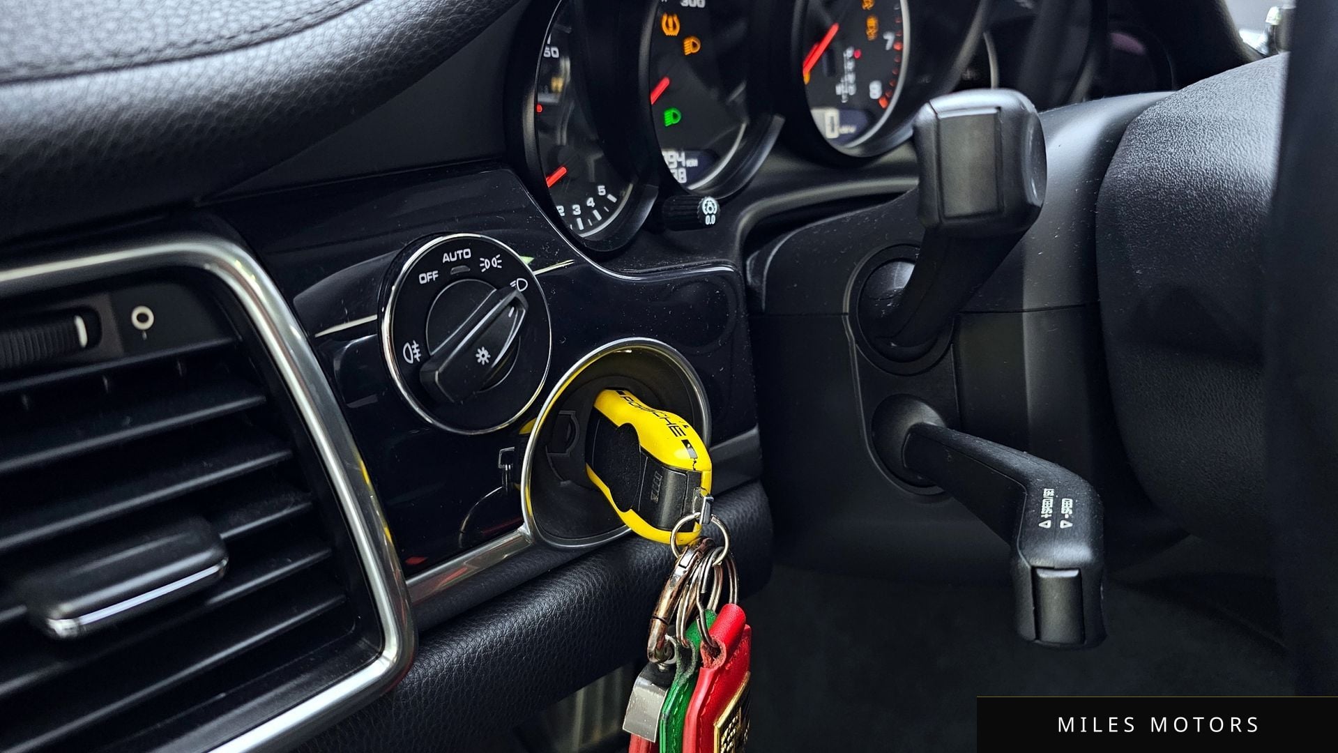 Porsche 파나메라 2014 — миниатюра 17