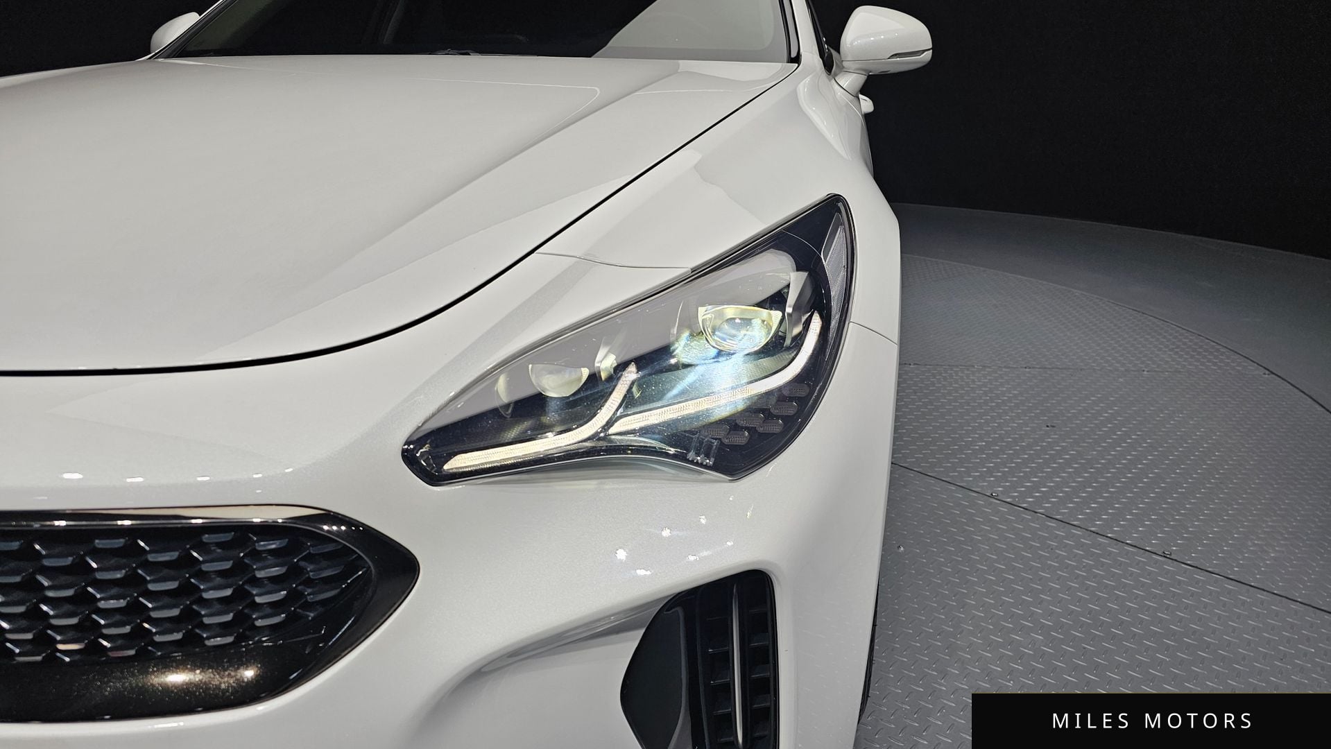 Kia Stinger 2018 — миниатюра 8