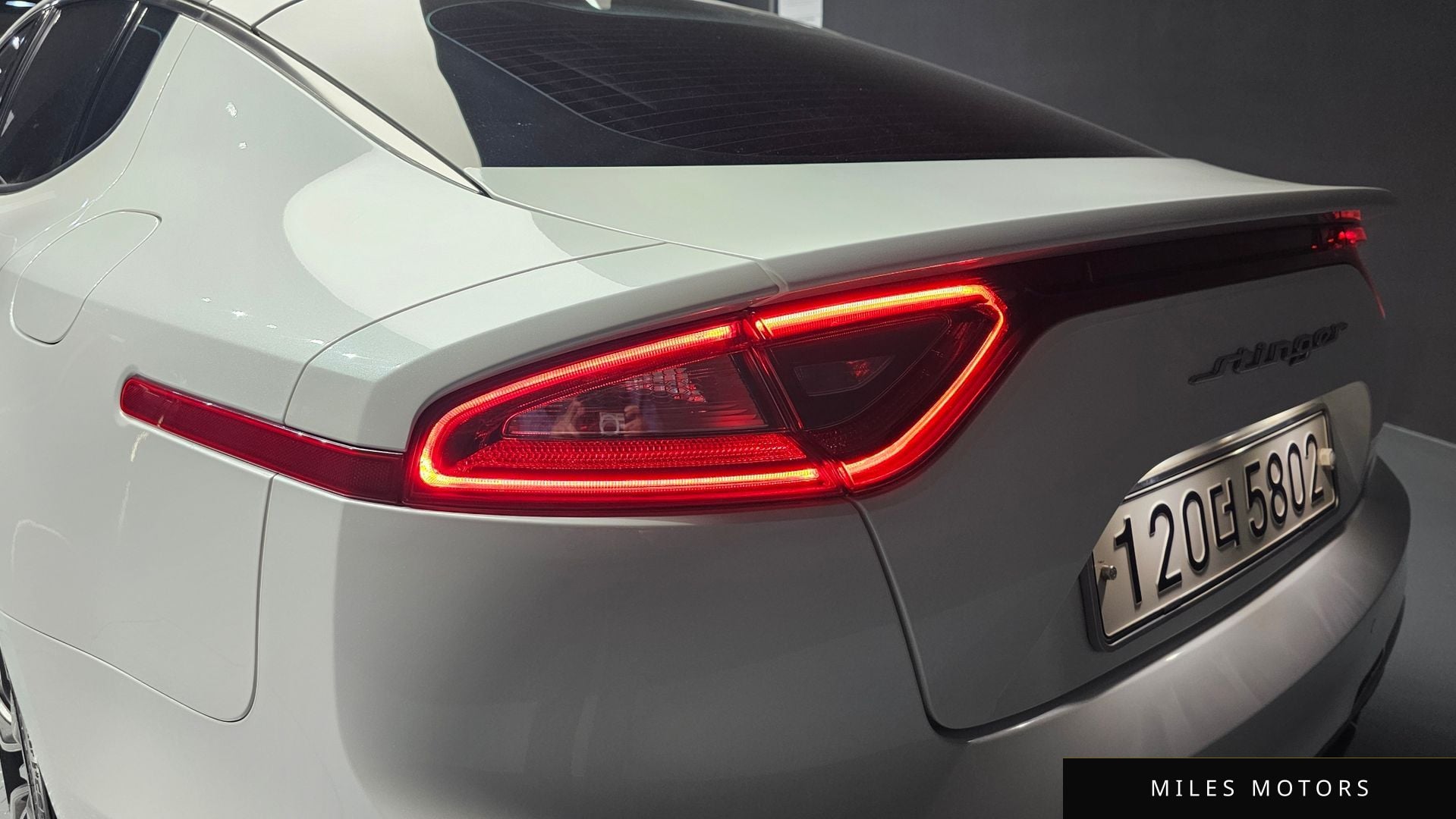 Kia Stinger 2018 — миниатюра 9