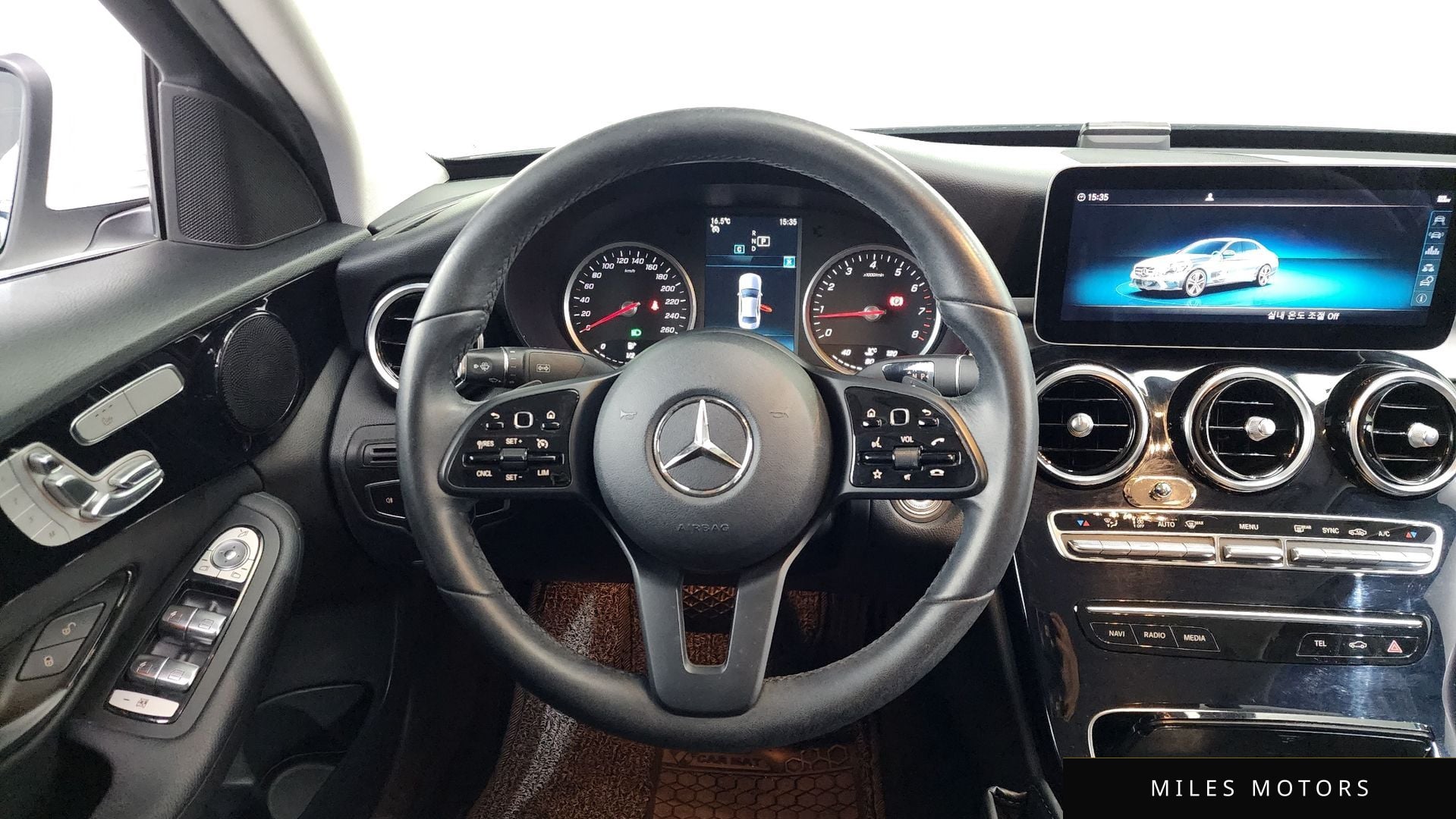 Mercedes-Benz C-Class W205 2019 — миниатюра 14