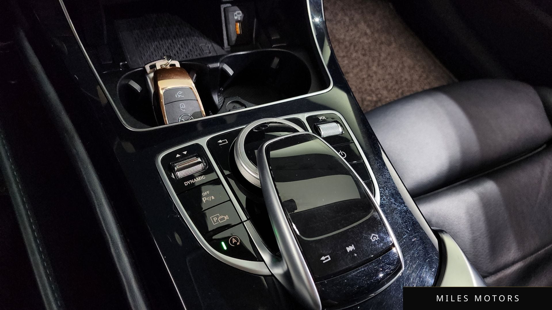 Mercedes-Benz C-Class W205 2019 — миниатюра 18