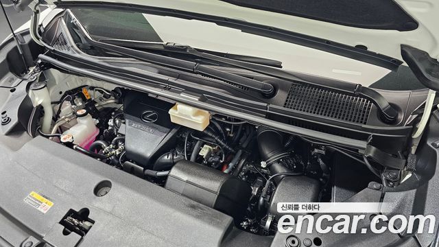 Лексус LM 2025 — миниатюра 6