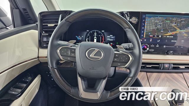 Лексус LM 2025 — миниатюра 13
