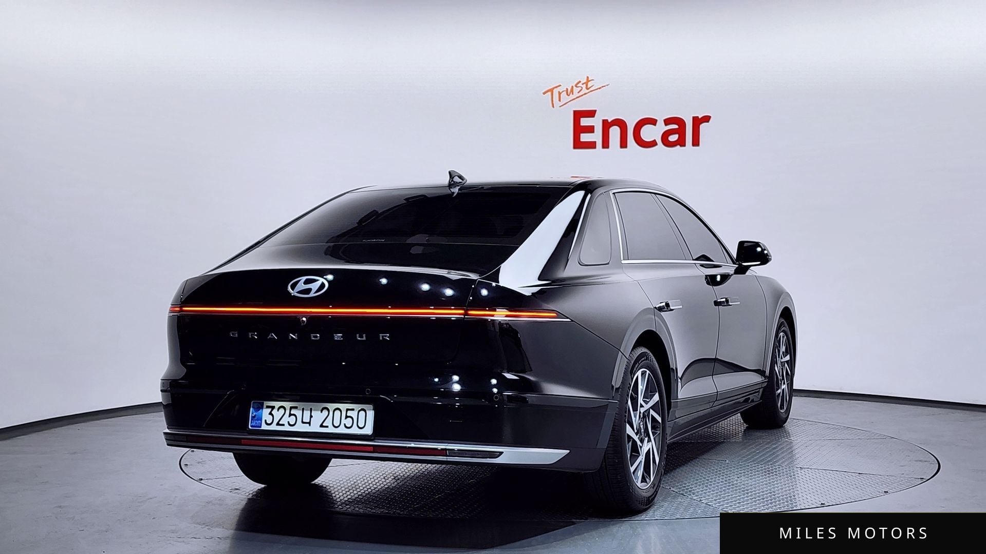 Hyundai Grandeur 2023 — миниатюра 2
