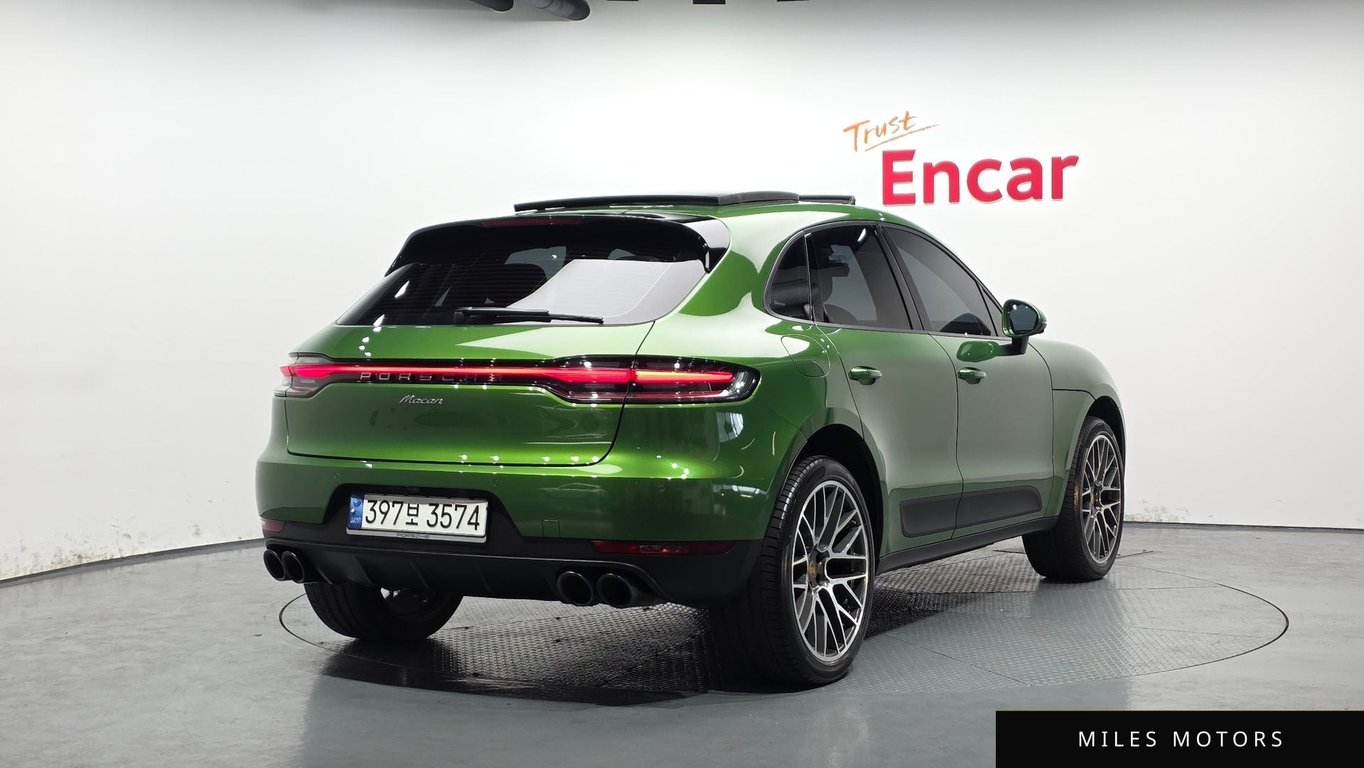 Porsche 마칸 2021 — миниатюра 2