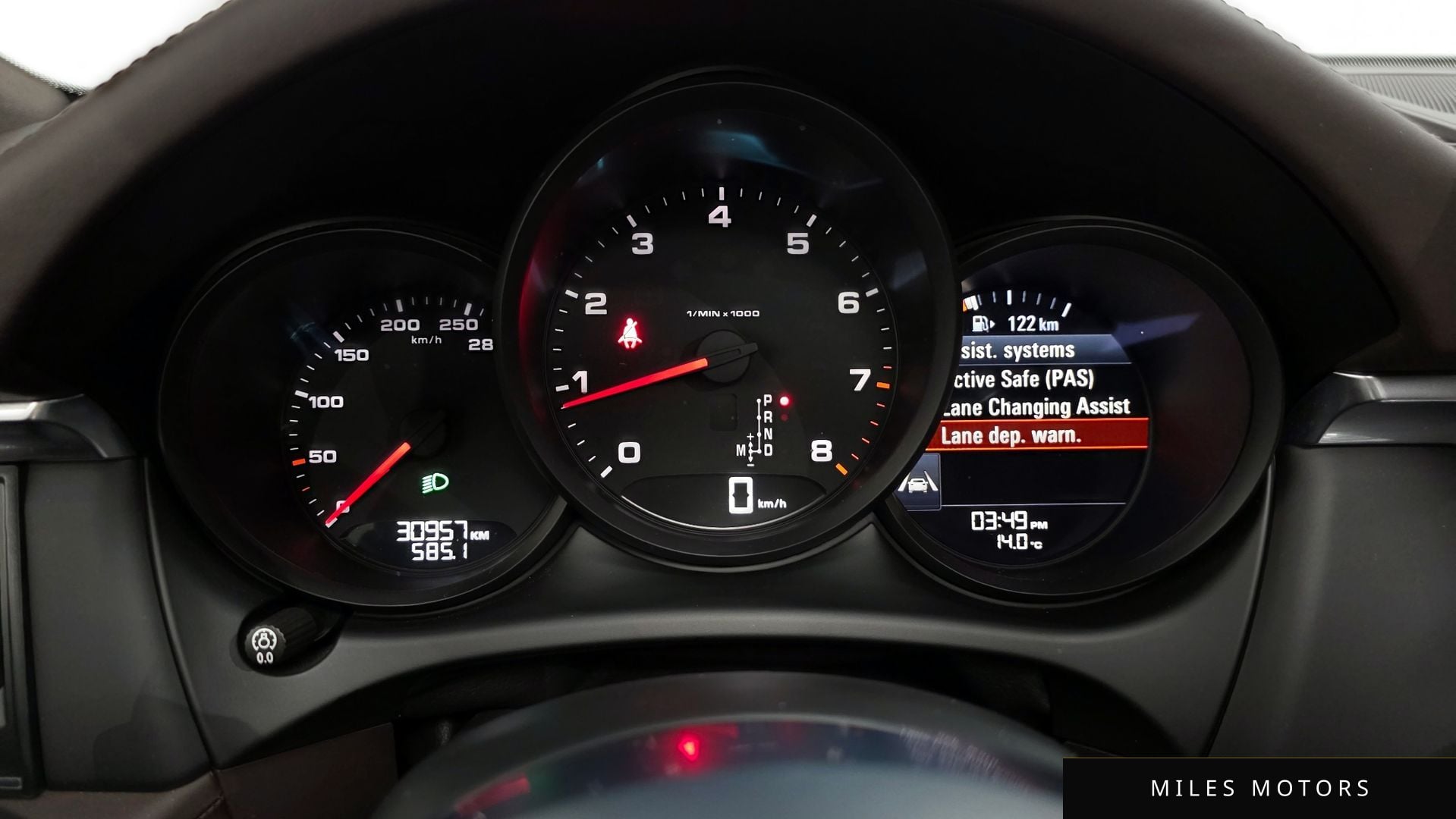 Porsche 마칸 2021 — миниатюра 11