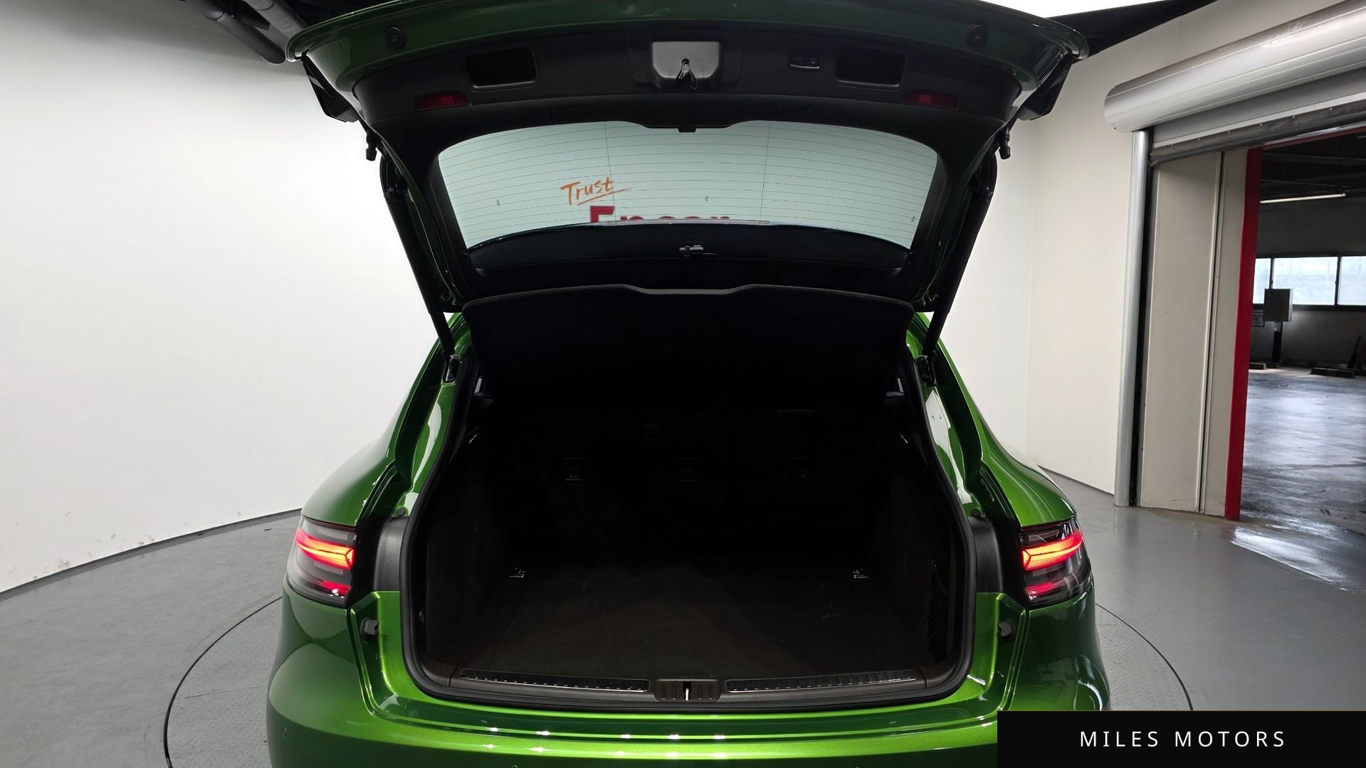 Porsche 마칸 2021 — миниатюра 26