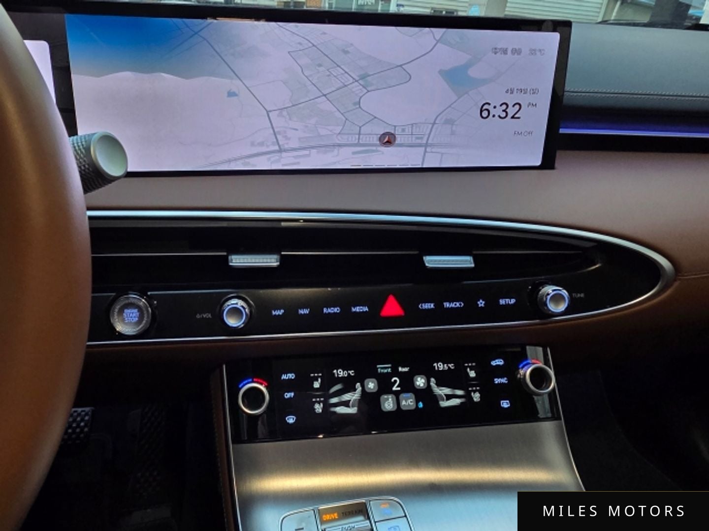 Genesis GV70 2025 — миниатюра 7