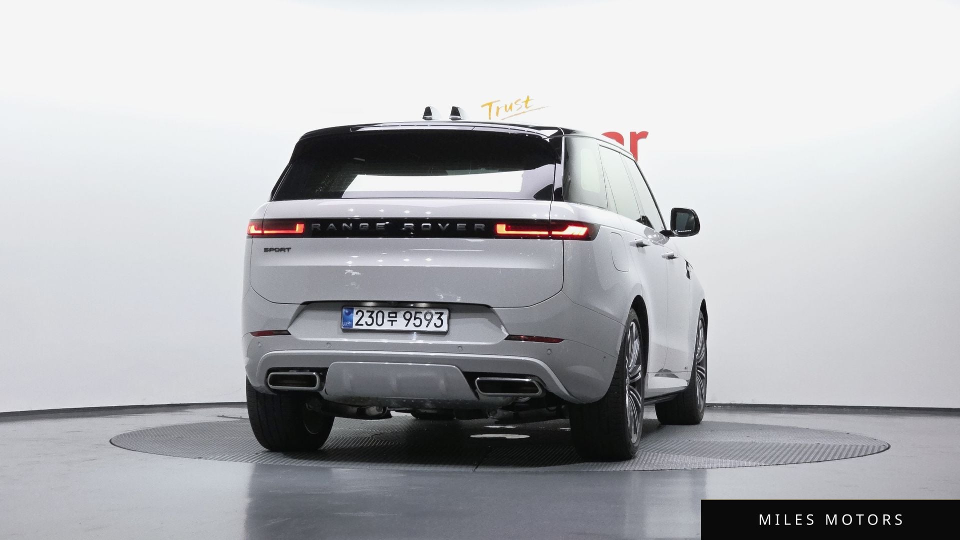 Land Rover 레인지로버 스포츠 2025 — миниатюра 3