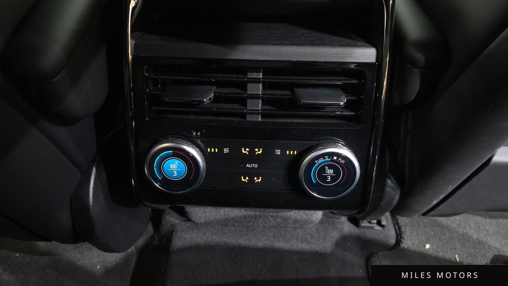 Land Rover 레인지로버 스포츠 2025 — миниатюра 24