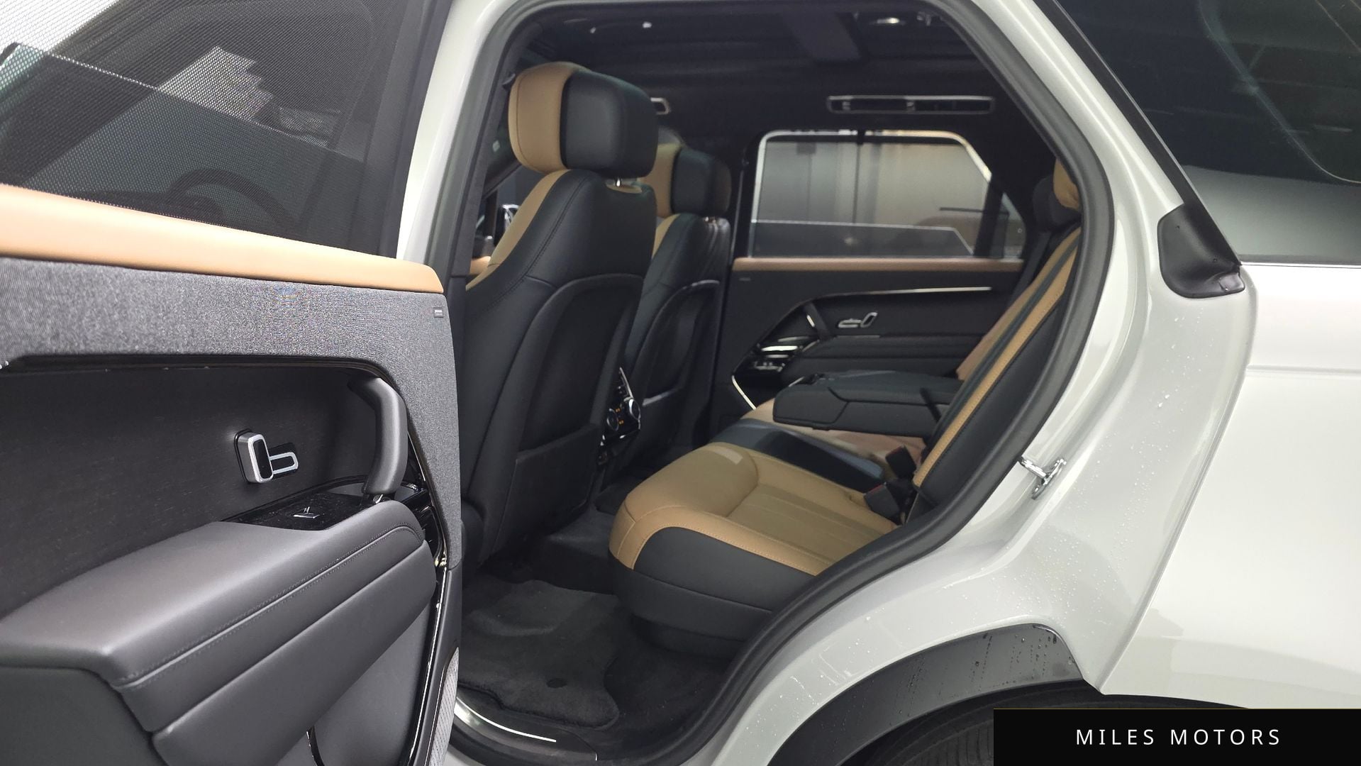 Land Rover 레인지로버 스포츠 2025 — миниатюра 15