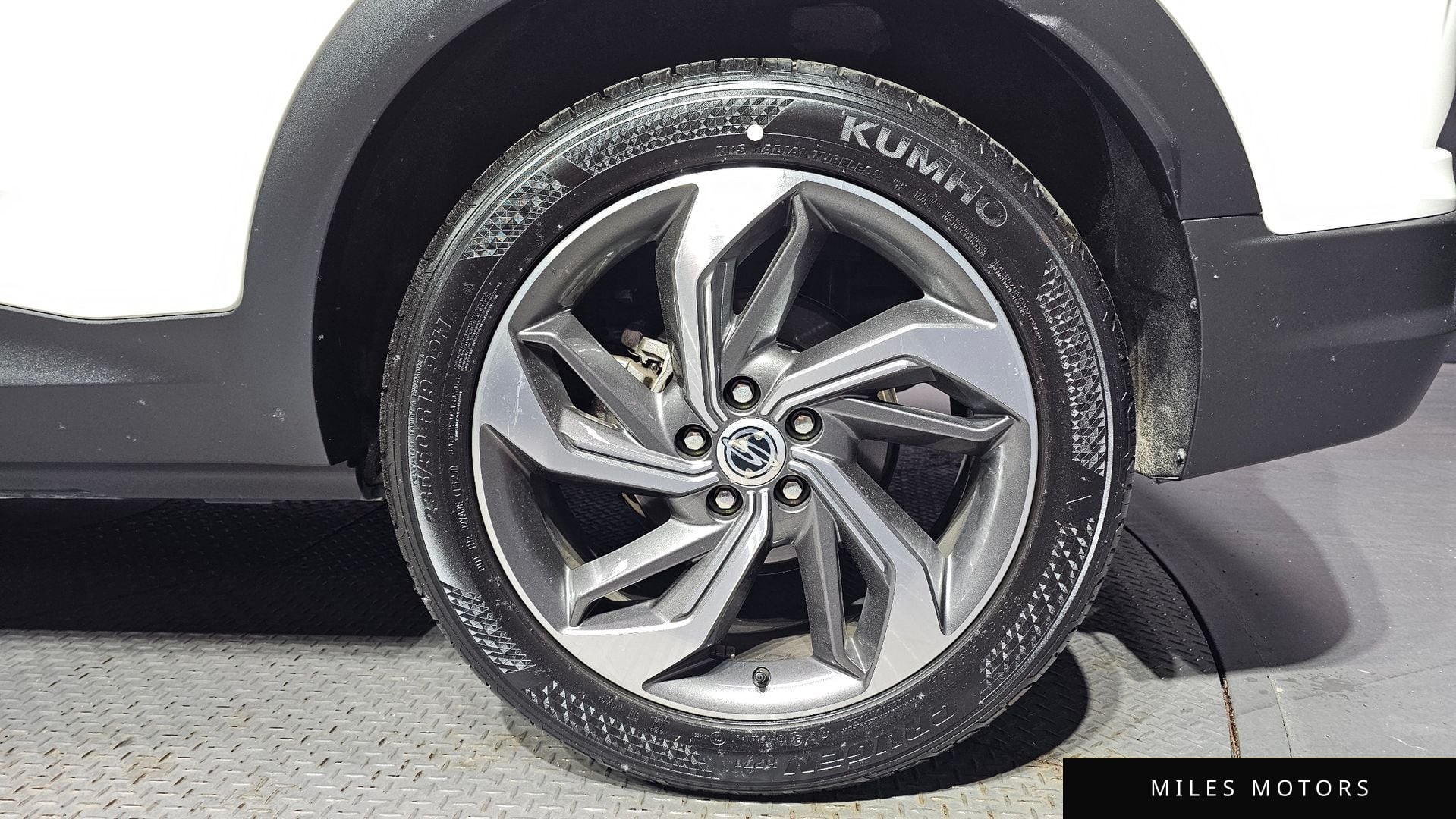 KG Mobility Beautiful Korando 2021 — миниатюра 7