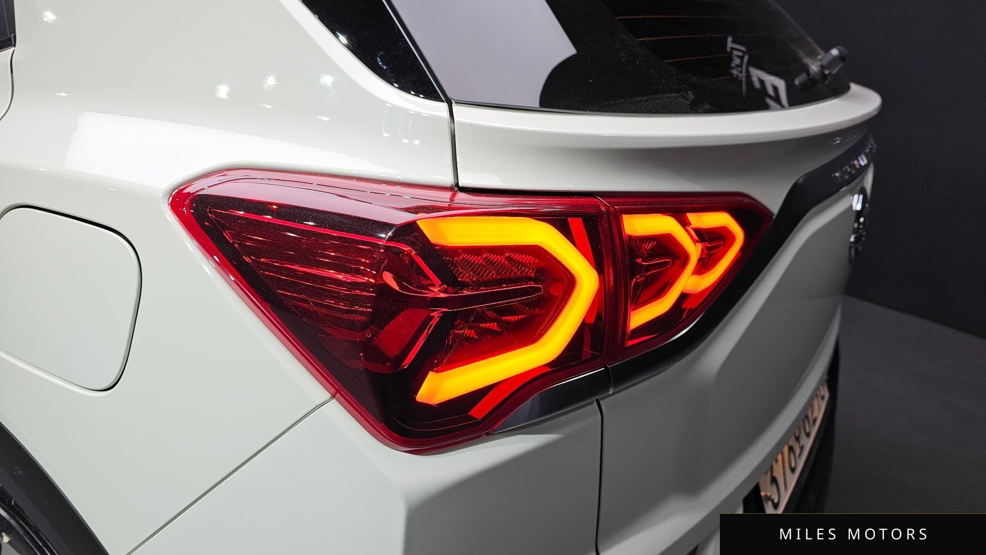 KG Mobility Beautiful Korando 2021 — миниатюра 9