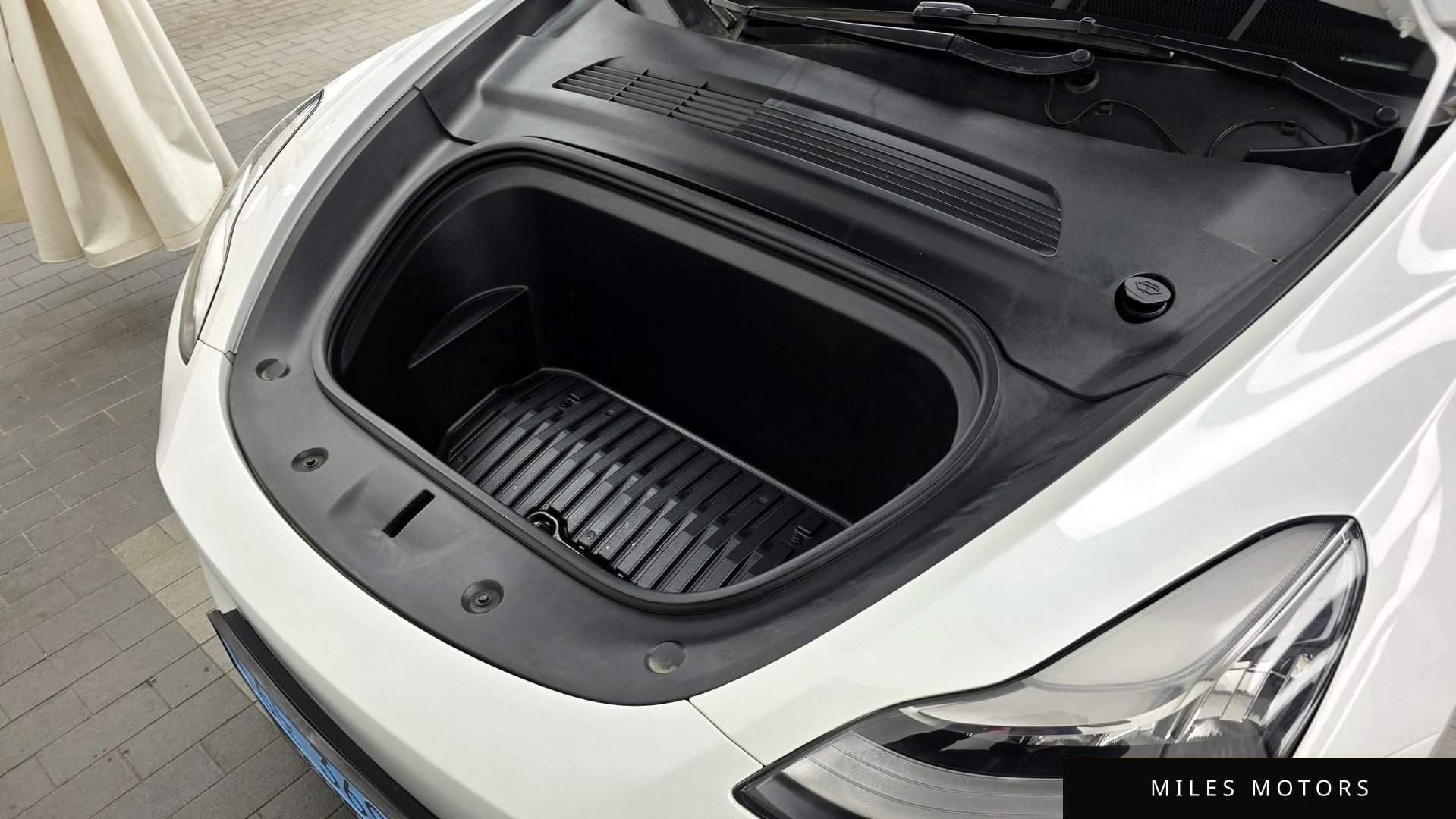 Tesla Model Y 2021 — миниатюра 6