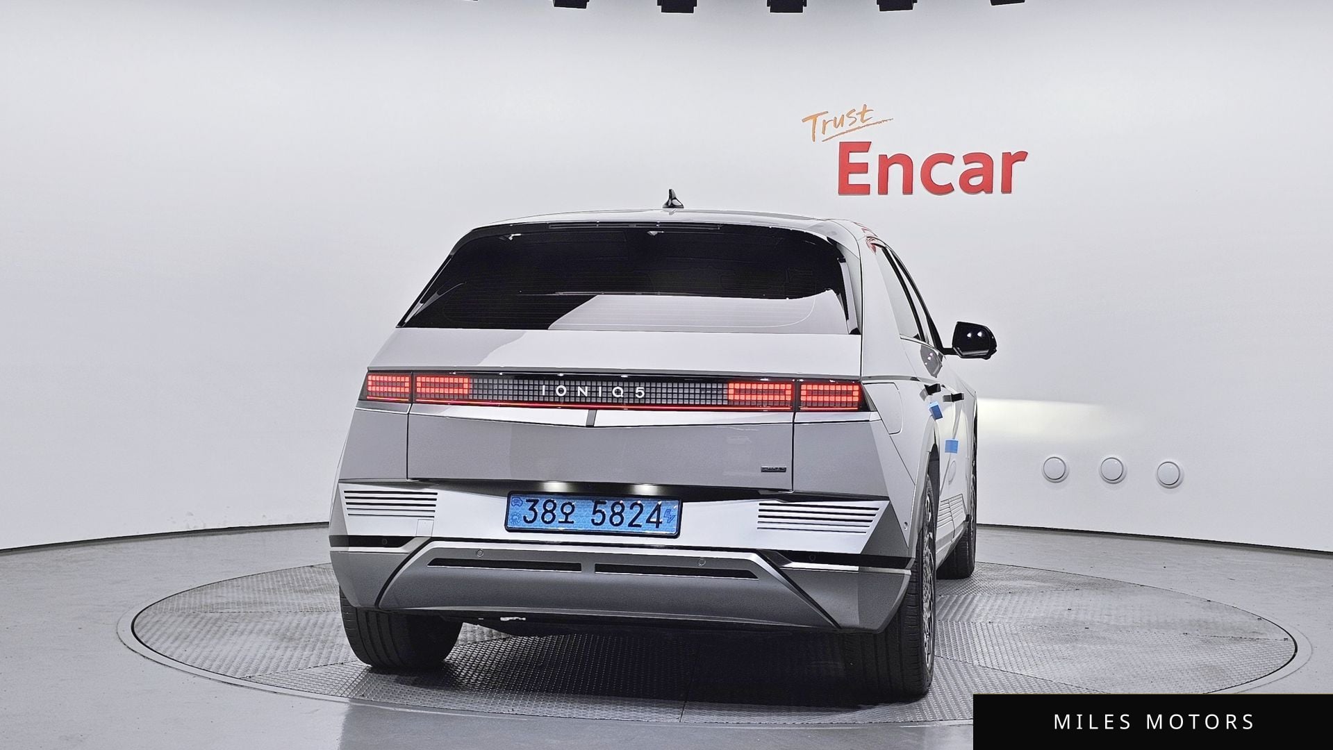 Hyundai Ioniq5 2022 — миниатюра 4