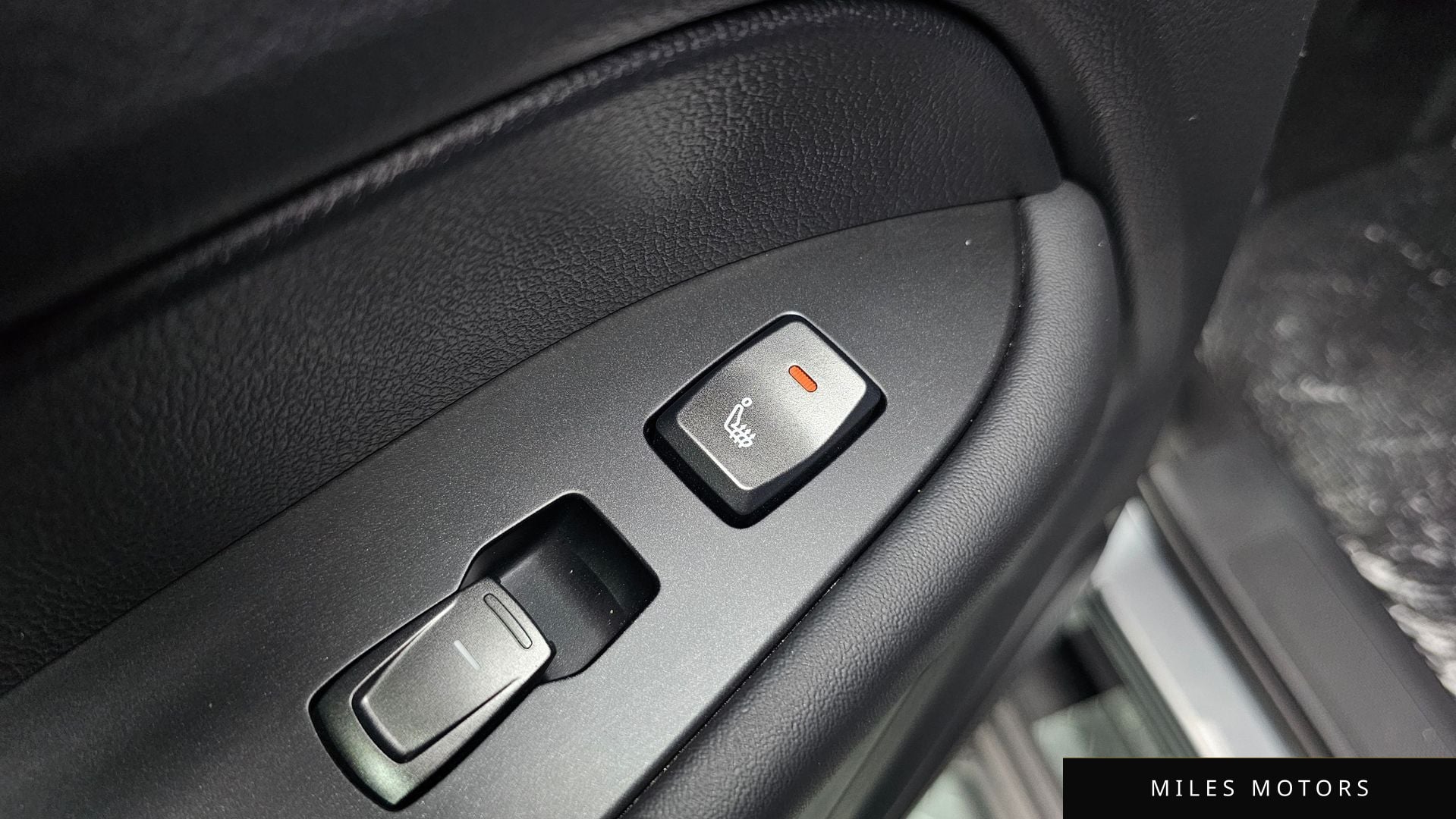 KG Mobility Rexton 2022 — миниатюра 11