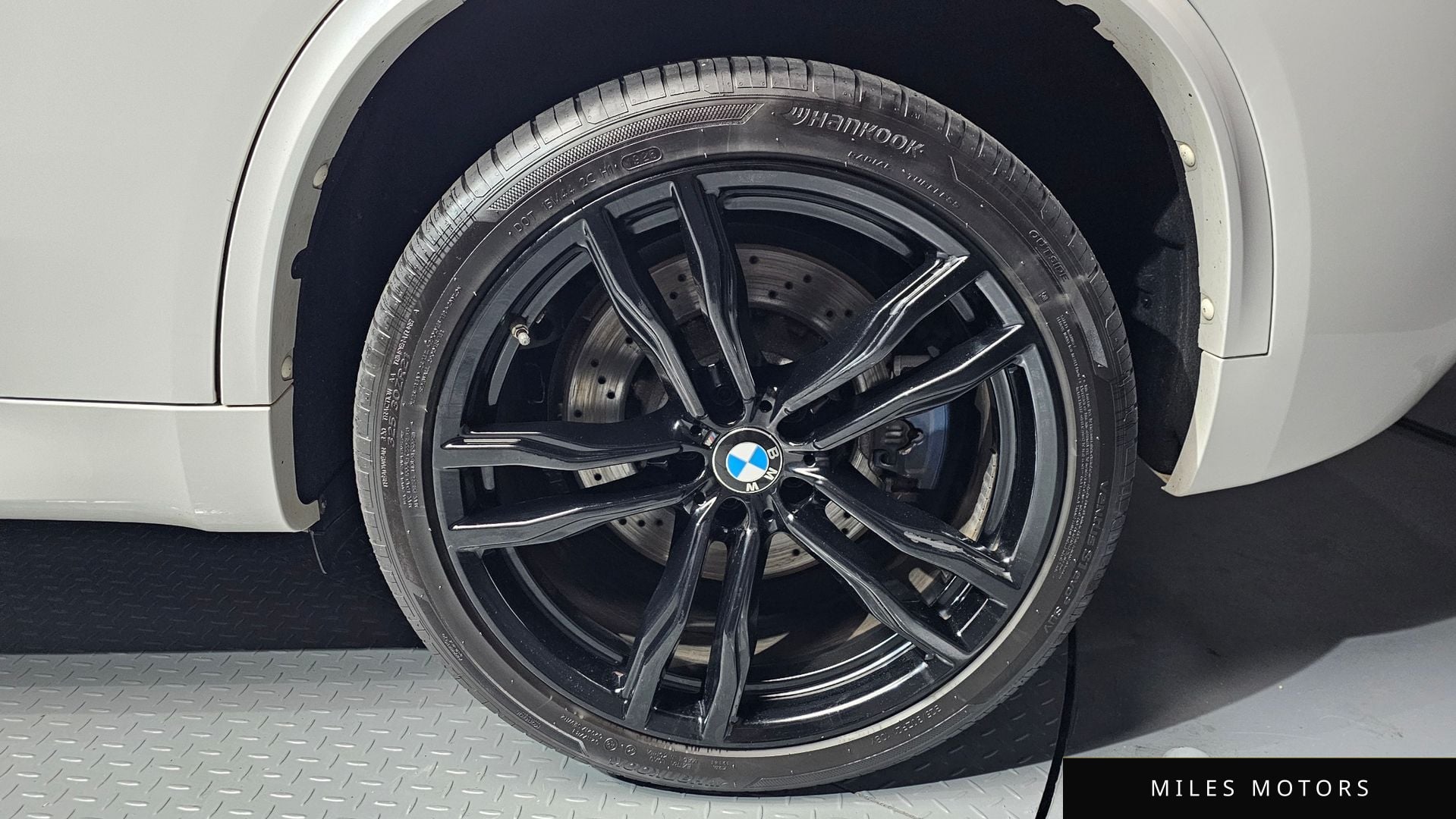 BMW X5M (F15) 2018 — миниатюра 7